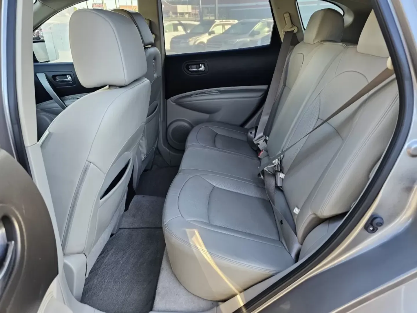 2013 /Gray Nissan Rogue SL (JN8AS5MV4DW) with an Other engine, located at 521 Old Farm Lane Rd, Prattville, AL, 36066, (334) 325-1505, 32.482460, -86.416367 - **Explore New Horizons with the 2013 Nissan Rogue SL AWD at Gils Auto - Your Trusted Buy Here Pay Here Dealer in Phenix City, AL!**<br /> <br /> Are you ready to take your adventures to the next level? Whether you're a busy parent navigating carpool duties, a commuter tackling daily traffic, or an a - Photo#14