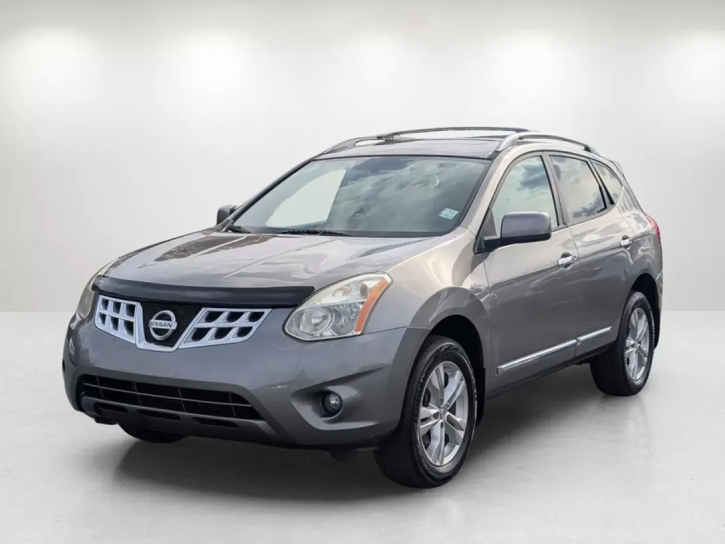 2013 /Gray Nissan Rogue SV (JN8AS5MT6DW) with an Other engine, located at 3959 U.S. 80 W, Phenix City, AL, 36870, (334) 297-4885, 32.469296, -85.135185 - **Conquer Your Daily Adventures with the 2013 Nissan Rogue SV at Gils Auto in Phenix City, AL!**<br /> <br /> Are you ready to elevate your daily commute, family outings, or weekend adventures? The 2013 Nissan Rogue SV is here to meet all your lifestyle needs. With its spacious interior, smooth hand - Photo#1