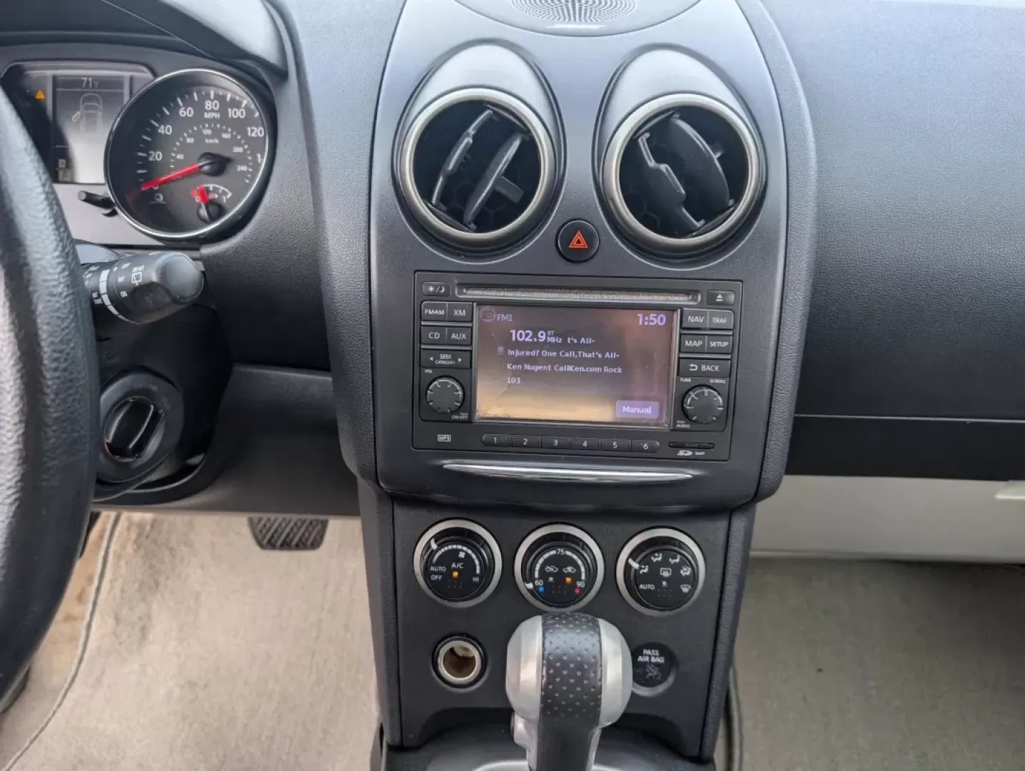 2013 /Gray Nissan Rogue SV (JN8AS5MT6DW) with an Other engine, located at 3959 U.S. 80 W, Phenix City, AL, 36870, (334) 297-4885, 32.469296, -85.135185 - **Conquer Your Daily Adventures with the 2013 Nissan Rogue SV at Gils Auto in Phenix City, AL!**<br /> <br /> Are you ready to elevate your daily commute, family outings, or weekend adventures? The 2013 Nissan Rogue SV is here to meet all your lifestyle needs. With its spacious interior, smooth hand - Photo#14