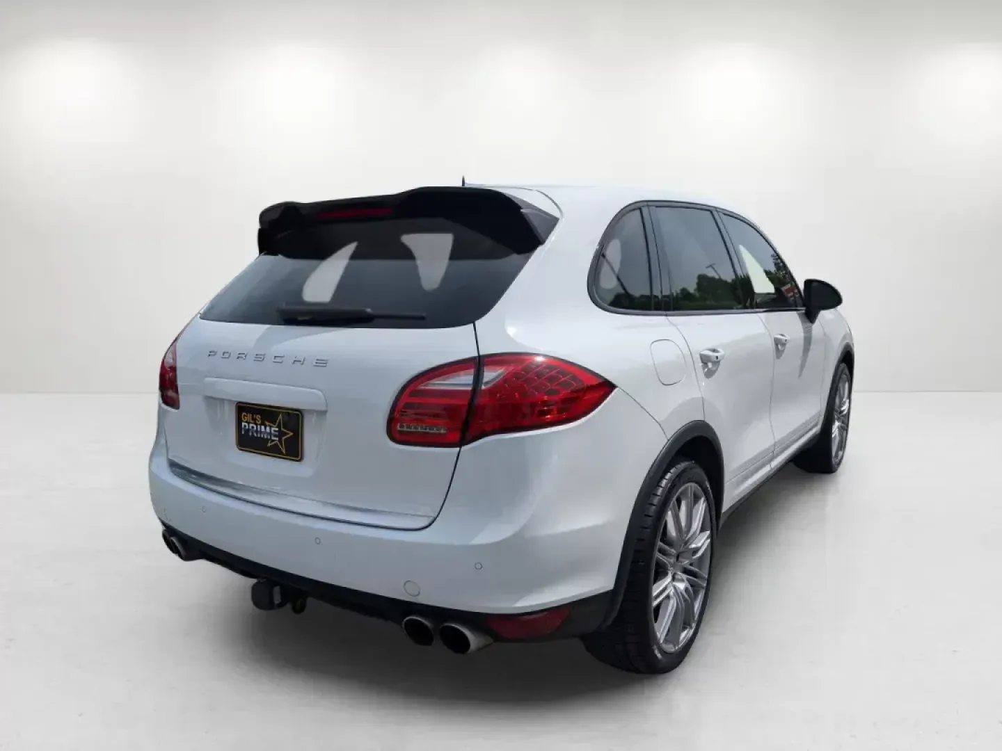 2013 Porsche Cayenne Turbo (WP1AC2A27DL) with an Turbocharged Gas V8 4.8L/293 engine, 8-Speed Automatic w/Manual Shift transmission, located at 3959 U.S. 80 W, Phenix City, AL, 36870, (334) 297-4885, 32.469296, -85.135185 - 2013 Porsche Cayenne Turbo - Photo#4