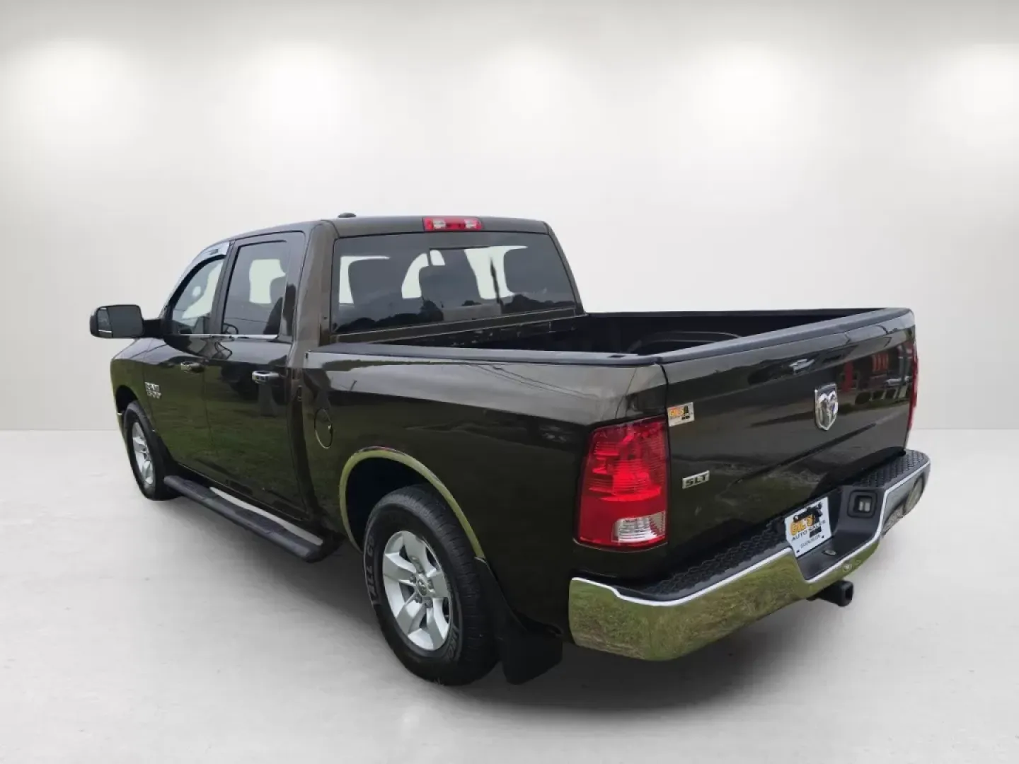 2013 /Canyon Brown/Light Frost Beige Interior Ram 1500 SLT (1C6RR6LG0DS) with an Other engine, located at 5115 14th Ave., Columbus, GA, 31904, (706) 323-0345, 32.511494, -84.971046 - **Unleash Your Adventurous Spirit with the 2013 Ram 1500 SLT A Truck That Fits Your Lifestyle!**<br /> <br /> Are you ready to elevate your driving experience? Whether you're a growing family needing ample space for weekend getaways or a busy professional seeking a reliable commuter vehicle, the 20 - Photo#12