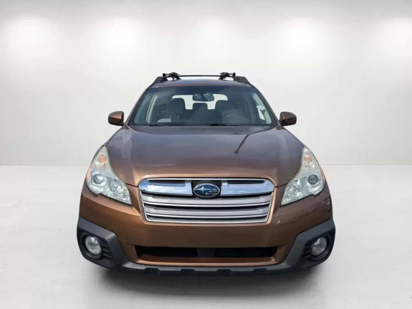 2013 /Ivory Striated Subaru Outback 2.5i Premium (4S4BRCCCXD3) with an Other engine, located at 1430 Gateway Drive, Opelika, AL, 36801, (334) 239-0944, 32.637871, -85.409790 - 2013 Subaru Outback 2.5i Premium - Photo#8