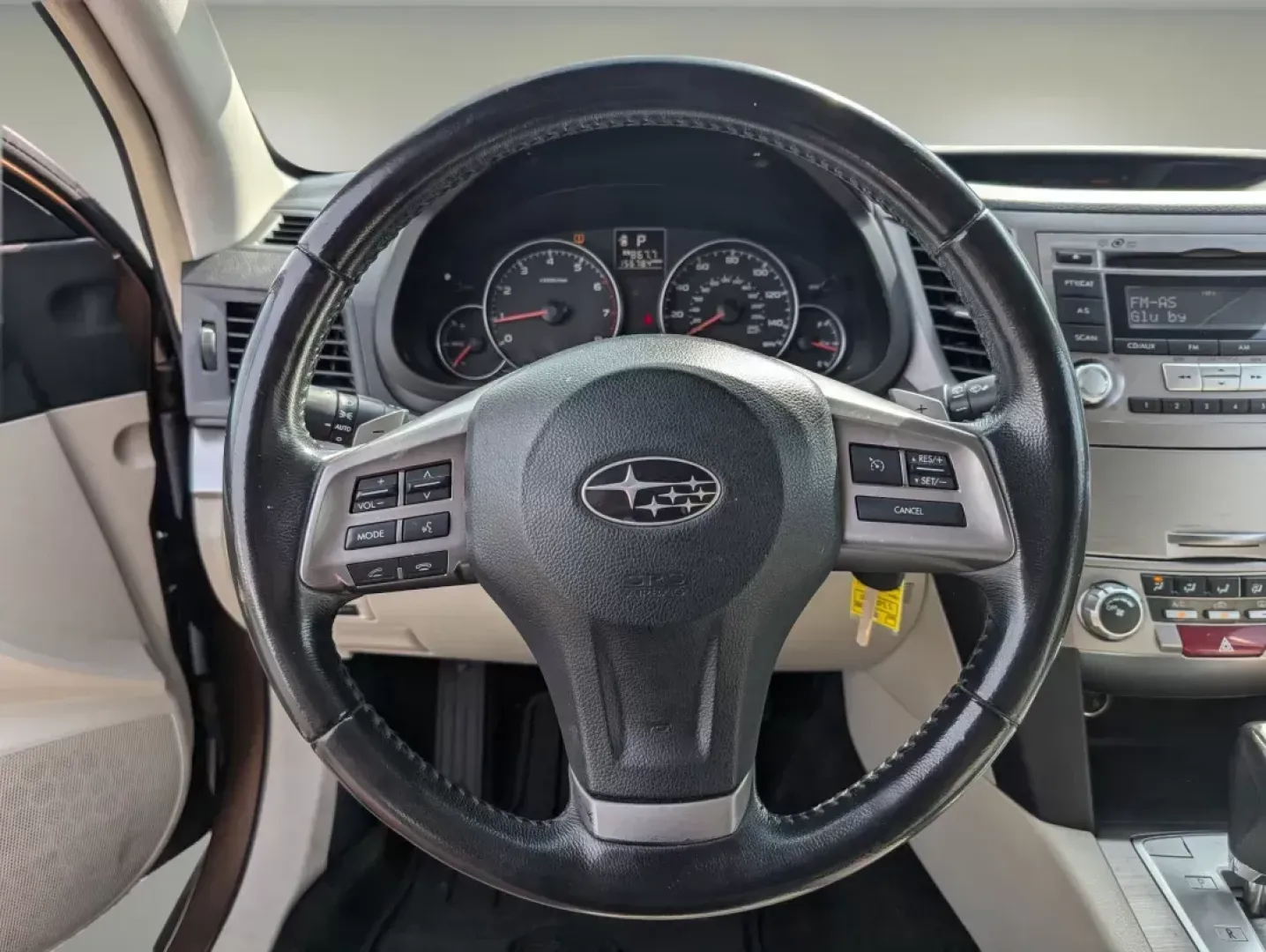 2013 /Ivory Striated Subaru Outback 2.5i Premium (4S4BRCCCXD3) with an Other engine, located at 1430 Gateway Drive, Opelika, AL, 36801, (334) 239-0944, 32.637871, -85.409790 - 2013 Subaru Outback 2.5i Premium - Photo#16