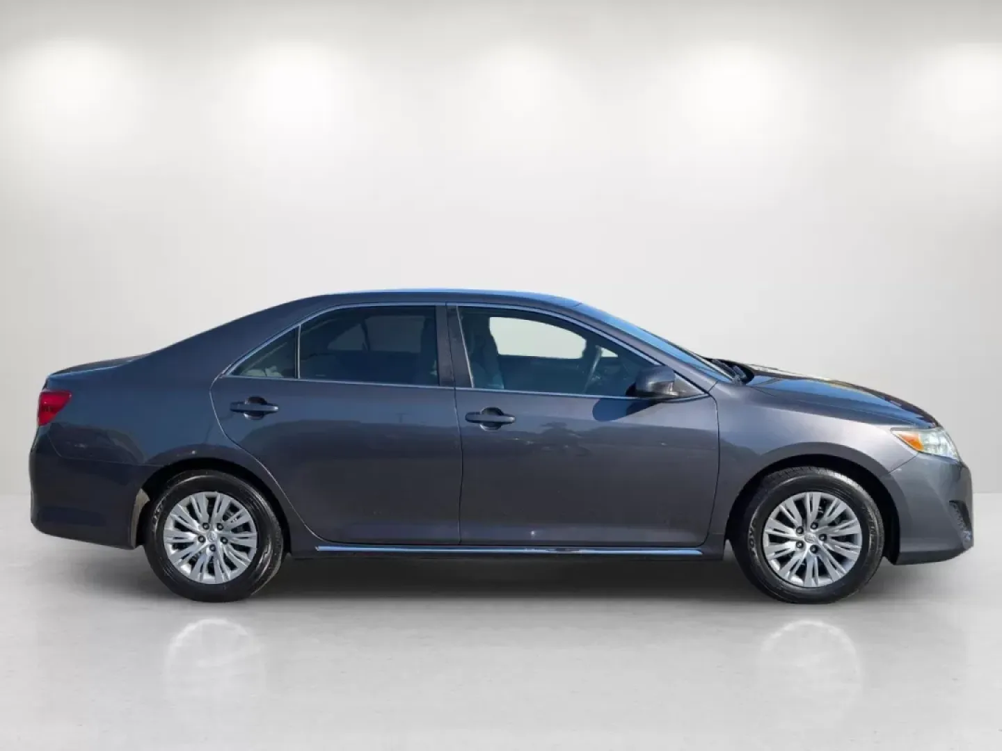 2013 Toyota Camry LE (4T1BF1FK0DU) with an Other engine, located at 1430 Gateway Drive, Opelika, AL, 36801, (334) 239-0944, 32.637871, -85.409790 - **Unlock Your Driving Potential with the 2013 Toyota Camry: A Smart Choice for Every Lifestyle!**<br /> <br /> Are you ready to elevate your daily commute or embark on weekend adventures? Look no further than this stunning 2013 Toyota Camry, available now at Gils Auto in Phenix City, AL. This reliab - Photo#3