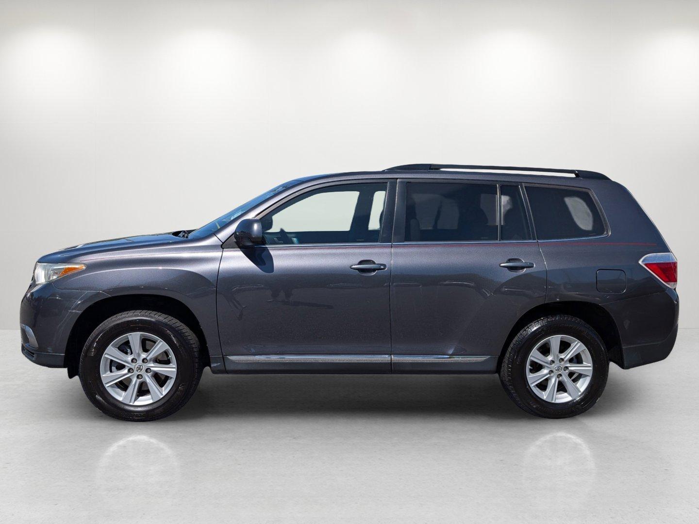 2013 Toyota Highlander (5TDZK3EH9DS) with an Gas V6 3.5L/211 engine, 5-Speed Automatic w/Manual Shift transmission, located at 5115 14th Ave., Columbus, GA, 31904, (706) 323-0345, 32.511494, -84.971046 - 2013 Toyota Highlander - Photo#7