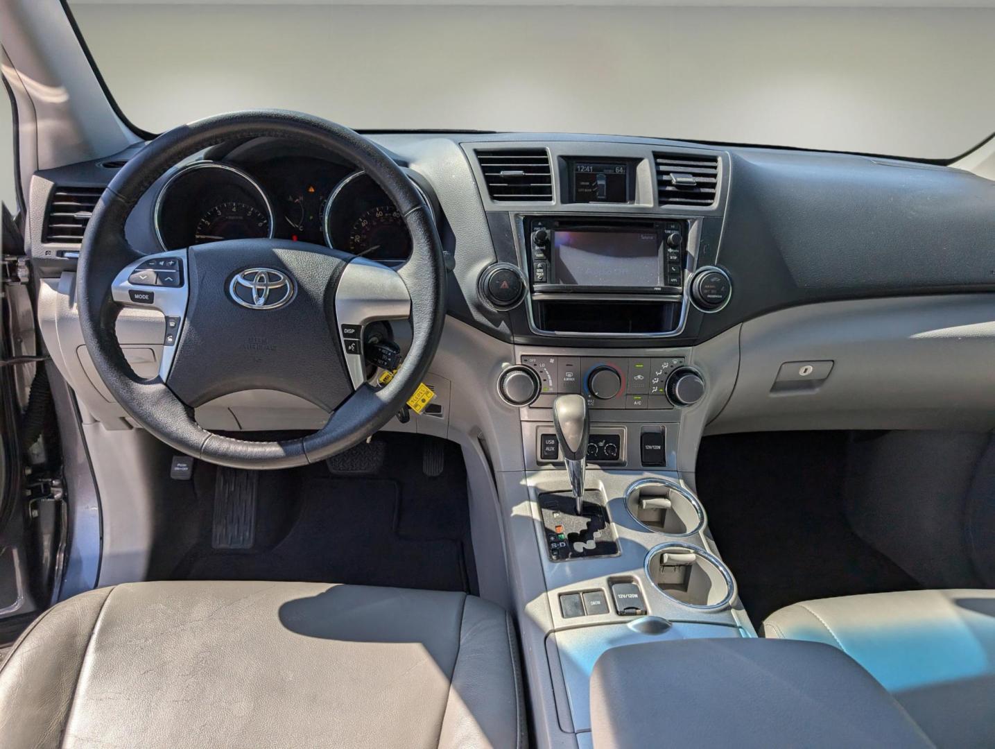 2013 Toyota Highlander (5TDZK3EH9DS) with an Gas V6 3.5L/211 engine, 5-Speed Automatic w/Manual Shift transmission, located at 5115 14th Ave., Columbus, GA, 31904, (706) 323-0345, 32.511494, -84.971046 - 2013 Toyota Highlander - Photo#11