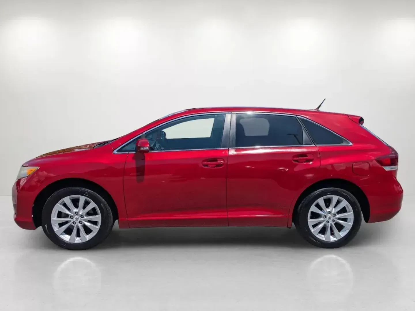 2013 Toyota Venza LE (4T3ZA3BB9DU) with an Gas I4 2.7L/163 engine, 6-Speed Automatic transmission, located at 7000 Northlake Connector, Columbus, GA, 31904, (706) 987-8085, 32.524975, -84.978134 - 2013 Toyota Venza LE - Photo#7