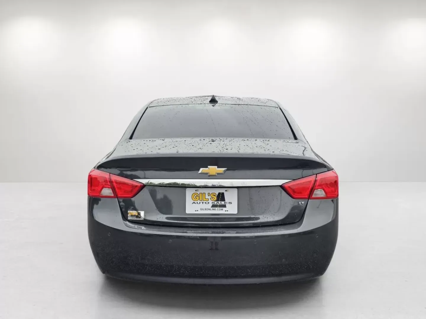 2014 /Jet Black/Dark Titanium Chevrolet Impala LT (1G1115SL6EU) with an Other engine, located at 1430 Gateway Drive, Opelika, AL, 36801, (334) 239-0944, 32.637871, -85.409790 - Experience a new level of driving with the 2014 Chevrolet Impala LT at Gils Auto in Phenix City, AL! Perfectly tailored for both daily commuting and weekend adventures, this sedan embodies a blend of style, comfort, and practicality. Whether you're a growing family needing extra space, a commuter se - Photo#5