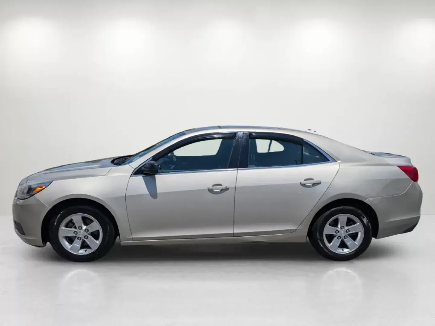 2014 /Jet Black/Titanium Chevrolet Malibu LS (1G11B5SL1EF) with an Gas I4 2.5L/150 engine, 6-Speed Automatic transmission, located at 5115 14th Ave., Columbus, GA, 31904, (706) 323-0345, 32.511494, -84.971046 - 2014 Chevrolet Malibu LS - Photo#7
