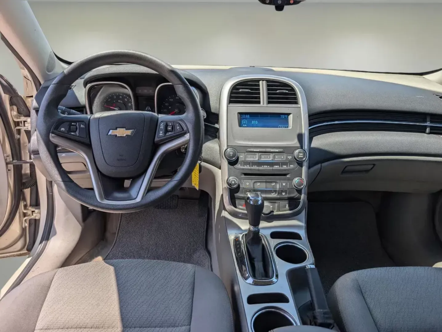 2014 /Jet Black/Titanium Chevrolet Malibu LS (1G11B5SL1EF) with an Gas I4 2.5L/150 engine, 6-Speed Automatic transmission, located at 5115 14th Ave., Columbus, GA, 31904, (706) 323-0345, 32.511494, -84.971046 - 2014 Chevrolet Malibu LS - Photo#11