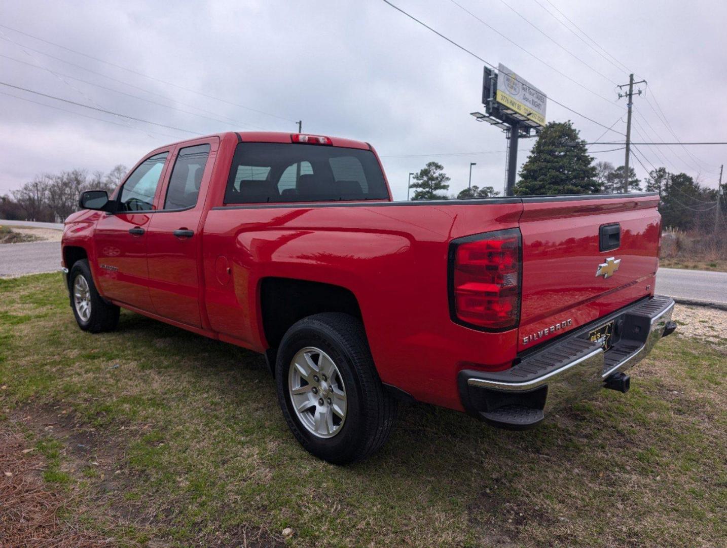2014 /Cocoa/Dune Chevrolet Silverado 1500 LT (1GCRCREH0EZ) with an Gas/Ethanol V6 4.3L/262 engine, 6-Speed Automatic transmission, located at 5115 14th Ave., Columbus, GA, 31904, (706) 323-0345, 32.511494, -84.971046 - 2014 Chevrolet Silverado 1500 LT - Photo#6
