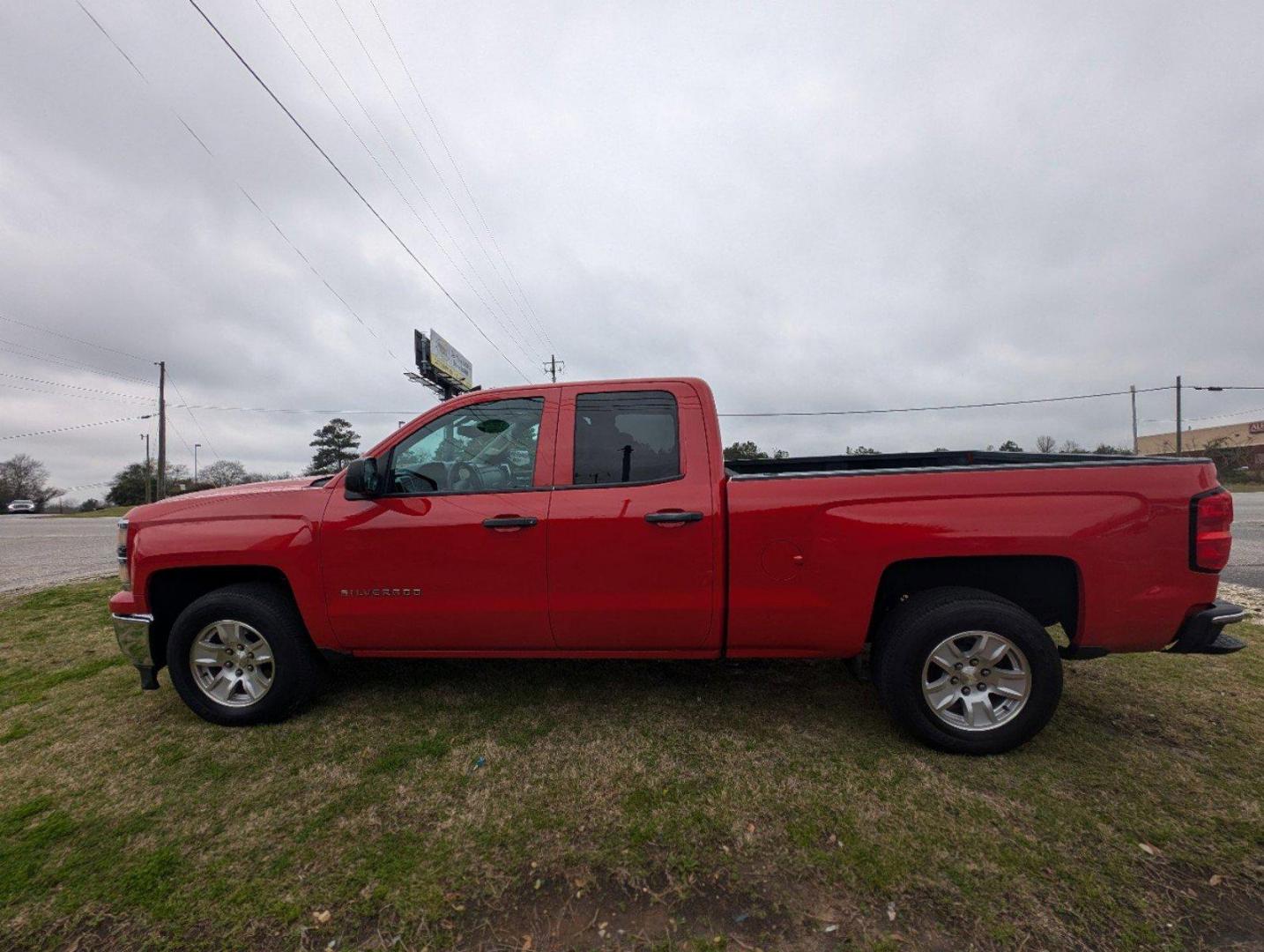 2014 /Cocoa/Dune Chevrolet Silverado 1500 LT (1GCRCREH0EZ) with an Gas/Ethanol V6 4.3L/262 engine, 6-Speed Automatic transmission, located at 5115 14th Ave., Columbus, GA, 31904, (706) 323-0345, 32.511494, -84.971046 - 2014 Chevrolet Silverado 1500 LT - Photo#7