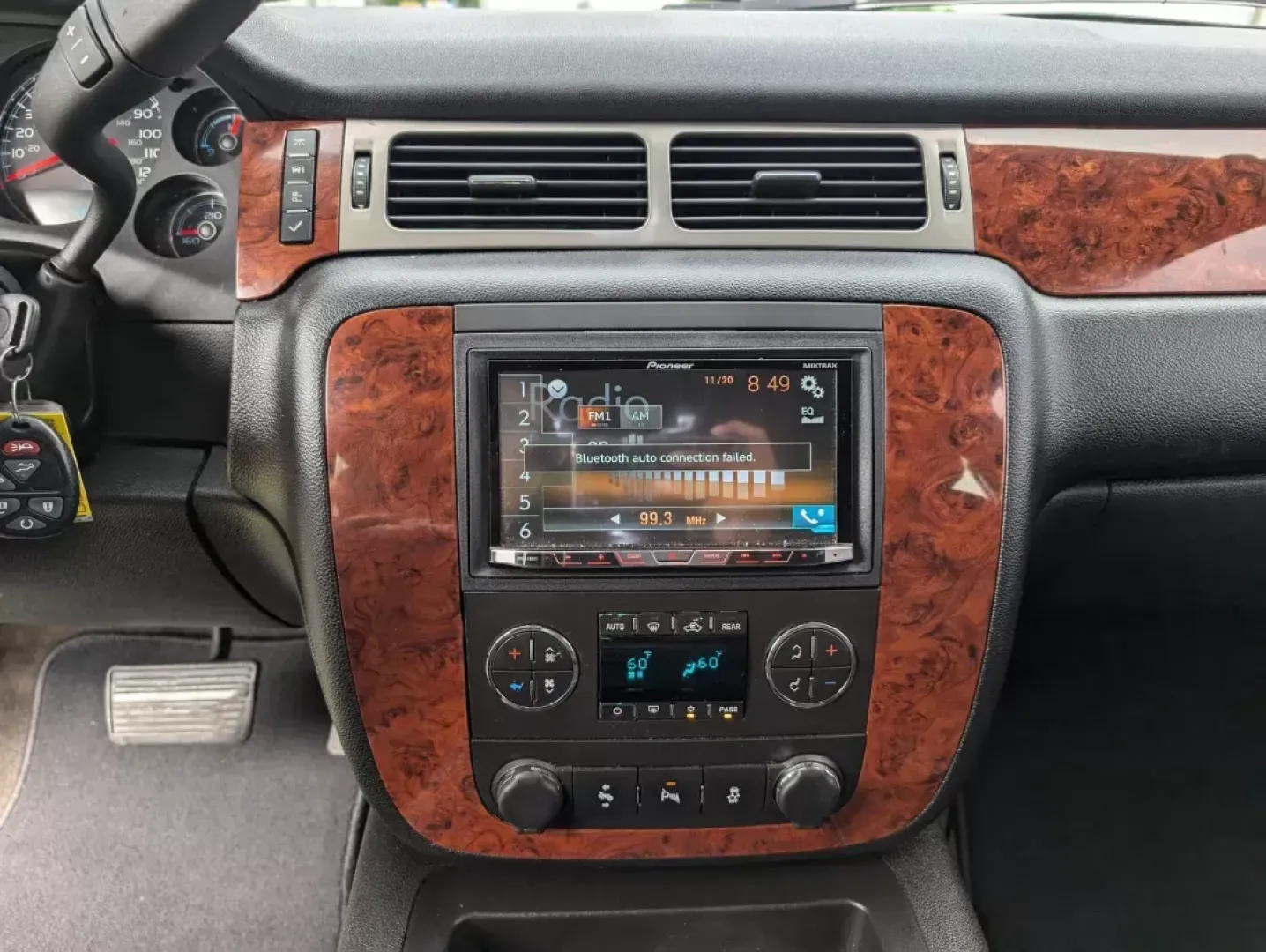 2014 /Ebony Chevrolet Tahoe LT (1GNSCBE00ER) with an Gas/Ethanol V8 5.3L/323 engine, 6-Speed Automatic transmission, located at 3959 U.S. 80 W, Phenix City, AL, 36870, (334) 297-4885, 32.469296, -85.135185 - 2014 Chevrolet Tahoe LT - Photo#14