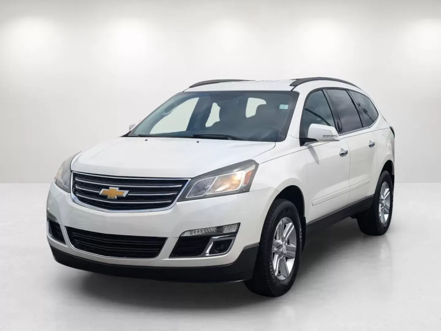 2014 /Ebony Chevrolet Traverse LT (1GNKRHKD0EJ) with an Other engine, located at 804 22nd Ave, Phenix City, AL, 36870, (334) 297-1860, 32.484749, -85.024475 - ### Explore the Open Road with the 2014 Chevrolet Traverse LT at Gils Auto!<br /> <br /> Are you ready to enhance your family's adventures or elevate your daily commute? The 2014 Chevrolet Traverse LT available at Gils Auto in Phenix City, AL, is the perfect SUV for those who crave space, comfort, a - Photo#1