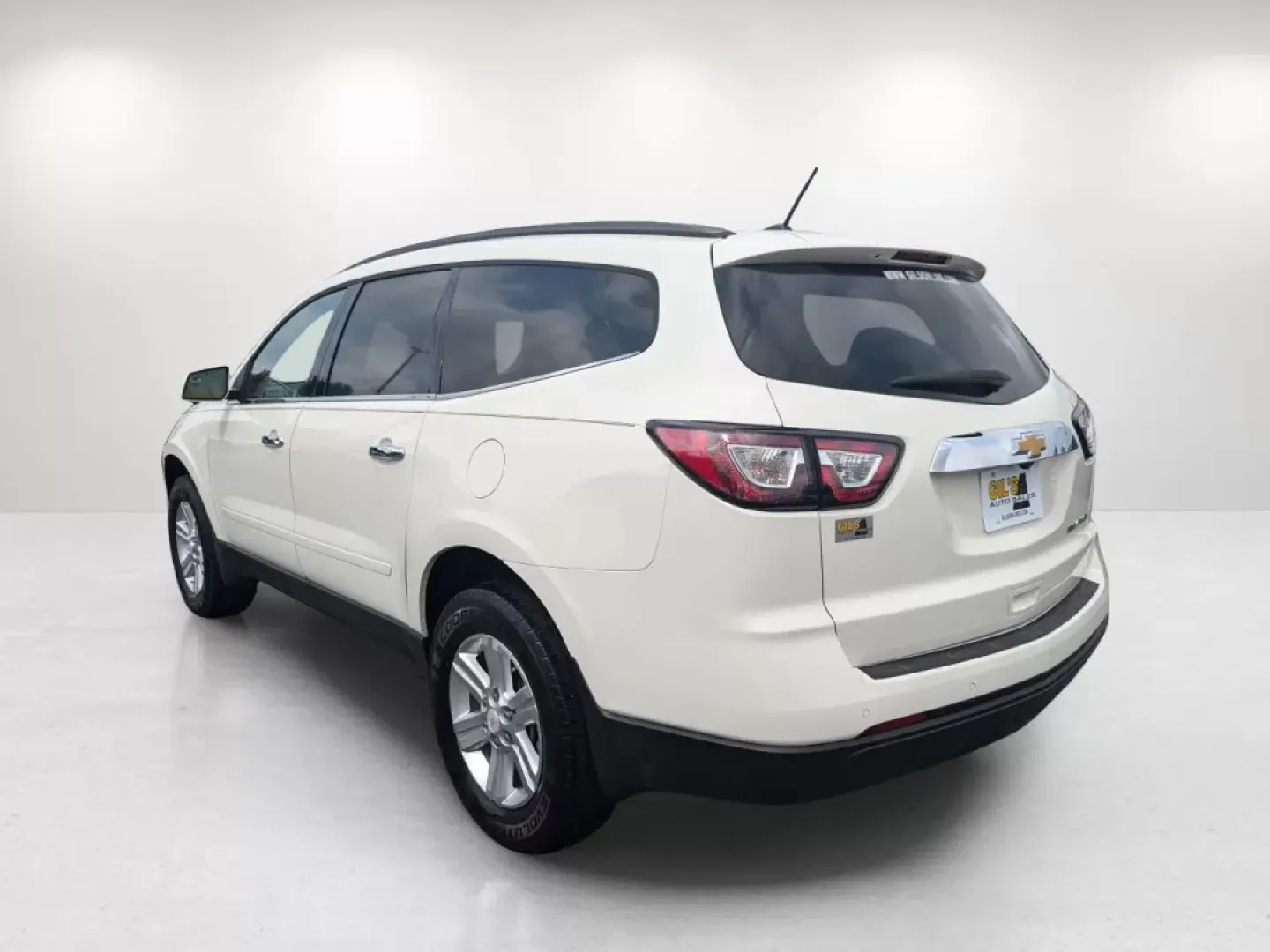 2014 /Ebony Chevrolet Traverse LT (1GNKRHKD0EJ) with an Other engine, located at 804 22nd Ave, Phenix City, AL, 36870, (334) 297-1860, 32.484749, -85.024475 - 2014 Chevrolet Traverse LT - Photo#6