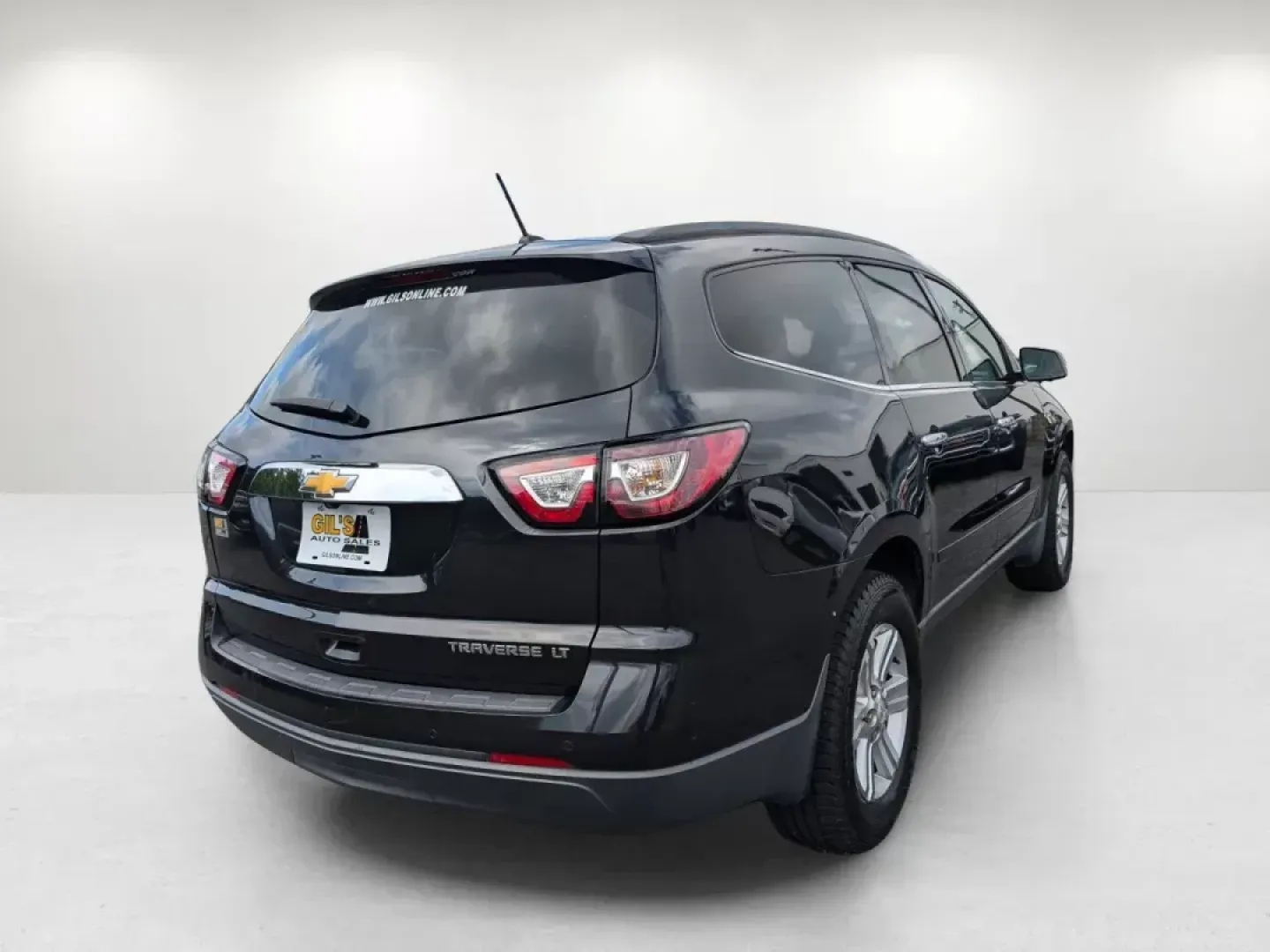 2014 /Ebony/Mojave Chevrolet Traverse LT (1GNKRHKD6EJ) with an Gas V6 3.6L/217 engine, 6-Speed Automatic transmission, located at 804 22nd Ave, Phenix City, AL, 36870, (334) 297-1860, 32.484749, -85.024475 - ### Discover Your Adventure with This 2014 Chevrolet Traverse LT at Gils Auto - Phenix City #2<br /> <br /> Are you searching for the perfect vehicle to accommodate your growing family or to embark on weekend adventures? Look no further than this **2014 Chevrolet Traverse LT** at **Gils Auto - Pheni - Photo#4