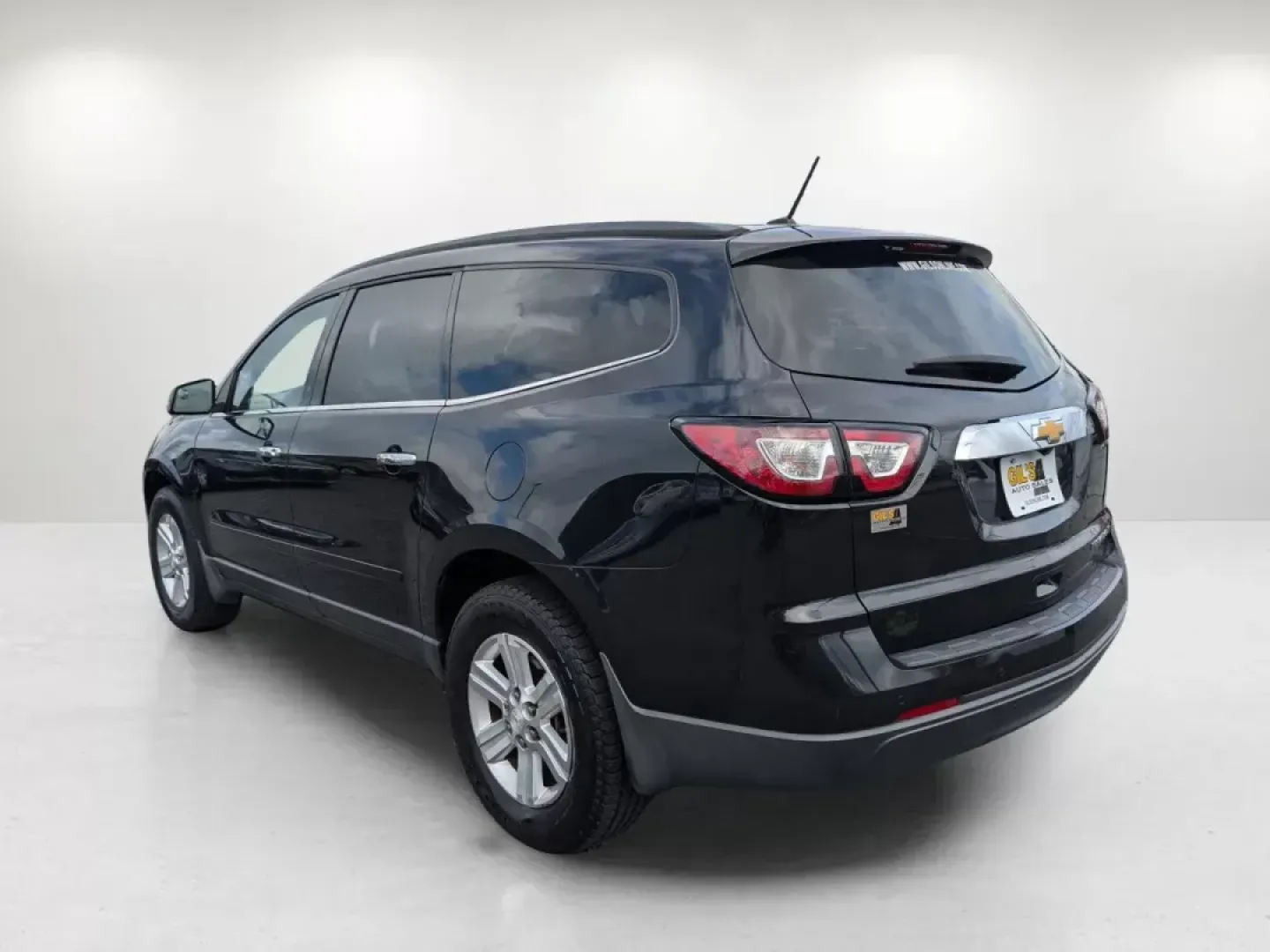 2014 /Ebony/Mojave Chevrolet Traverse LT (1GNKRHKD6EJ) with an Gas V6 3.6L/217 engine, 6-Speed Automatic transmission, located at 804 22nd Ave, Phenix City, AL, 36870, (334) 297-1860, 32.484749, -85.024475 - ### Discover Your Adventure with This 2014 Chevrolet Traverse LT at Gils Auto - Phenix City #2<br /> <br /> Are you searching for the perfect vehicle to accommodate your growing family or to embark on weekend adventures? Look no further than this **2014 Chevrolet Traverse LT** at **Gils Auto - Pheni - Photo#6