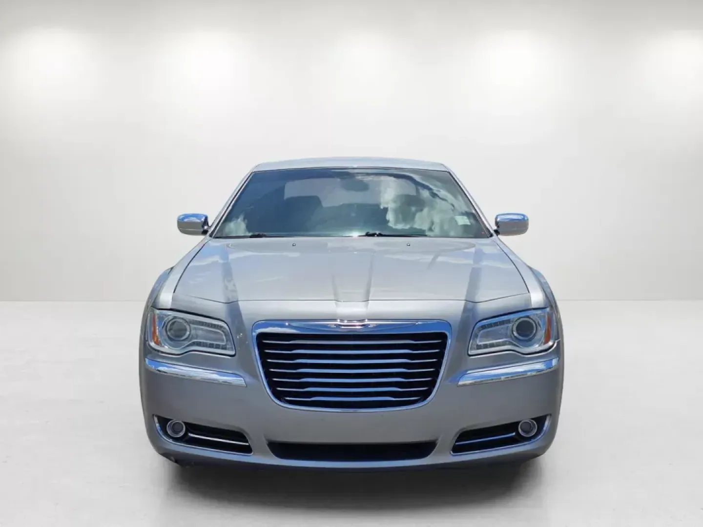 2014 /Black Chrysler 300 300C (2C3CCAEGXEH) with an Regular Unleaded V-6 3.6 L/220 engine, 8-Speed Automatic w/OD transmission, located at 521 Old Farm Lane Rd, Prattville, AL, 36066, (334) 325-1505, 32.482460, -86.416367 - 2014 Chrysler 300 300C - Photo#7