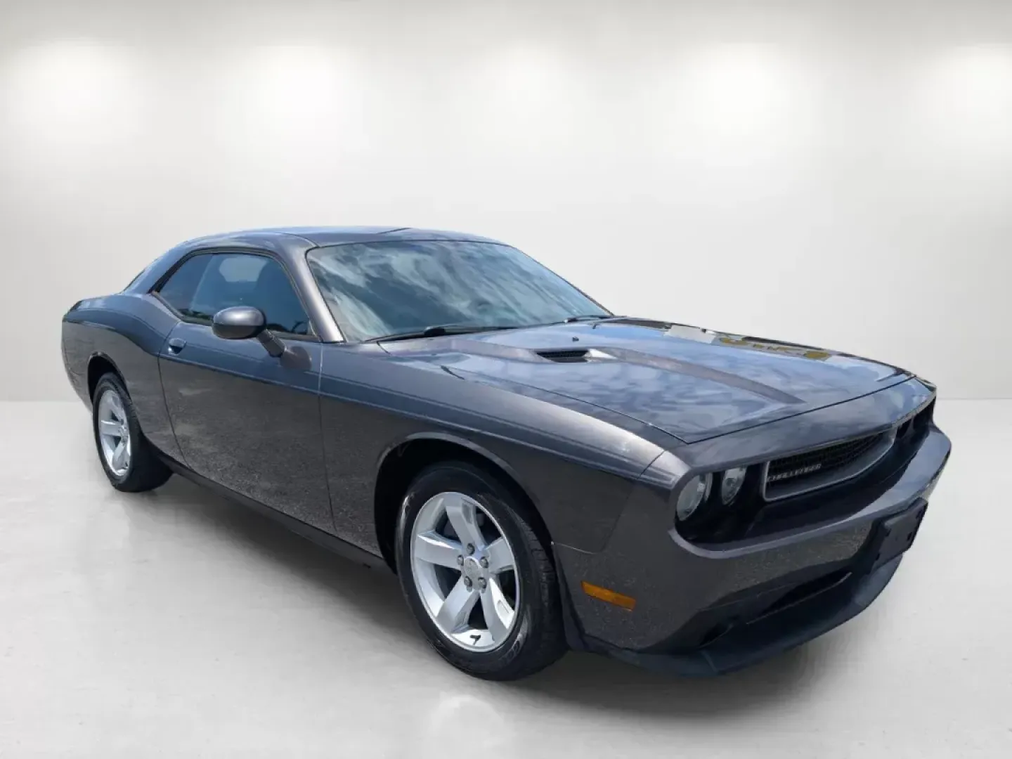2014 /Dark Slate Gray Dodge Challenger SXT (2C3CDYAG3EH) with an Regular Unleaded V-6 3.6 L/220 engine, 5-Speed Automatic w/OD transmission, located at 5115 14th Ave., Columbus, GA, 31904, (706) 323-0345, 32.511494, -84.971046 - 2014 Dodge Challenger SXT - Photo#2