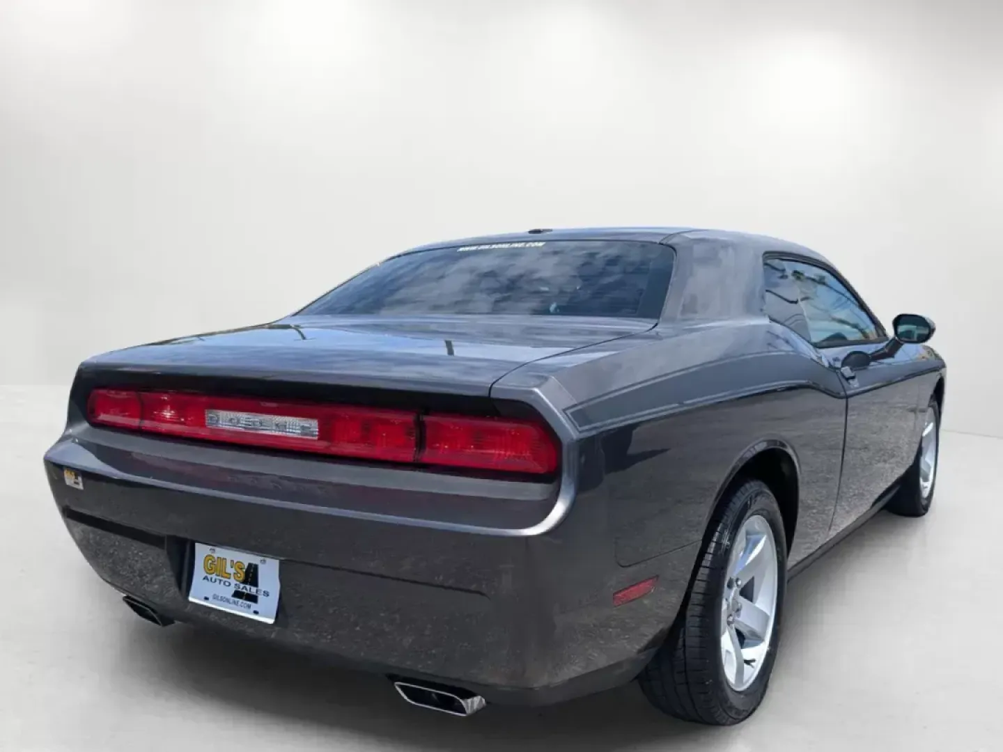 2014 /Dark Slate Gray Dodge Challenger SXT (2C3CDYAG3EH) with an Regular Unleaded V-6 3.6 L/220 engine, 5-Speed Automatic w/OD transmission, located at 5115 14th Ave., Columbus, GA, 31904, (706) 323-0345, 32.511494, -84.971046 - 2014 Dodge Challenger SXT - Photo#4