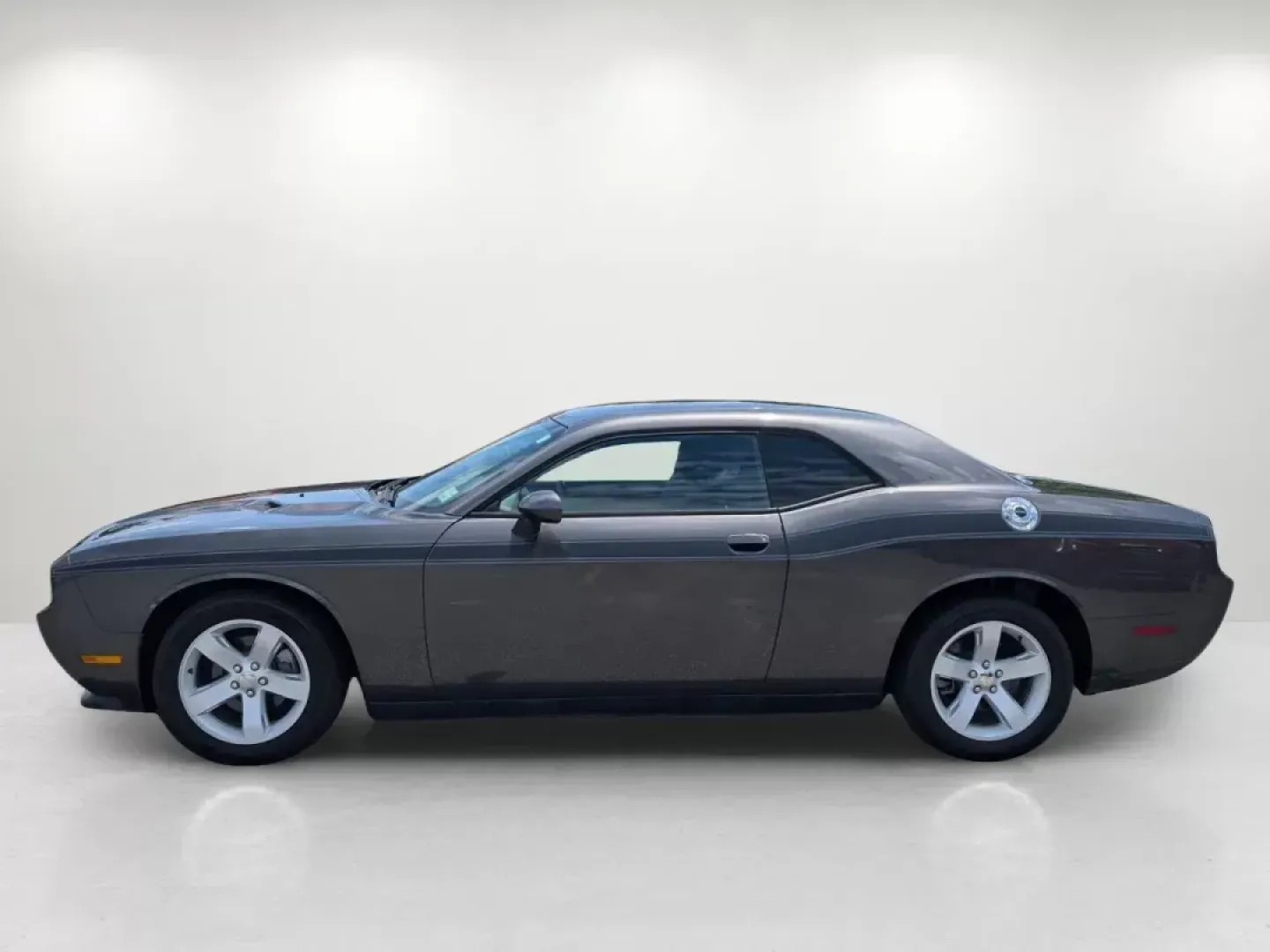 2014 /Dark Slate Gray Dodge Challenger SXT (2C3CDYAG3EH) with an Regular Unleaded V-6 3.6 L/220 engine, 5-Speed Automatic w/OD transmission, located at 5115 14th Ave., Columbus, GA, 31904, (706) 323-0345, 32.511494, -84.971046 - 2014 Dodge Challenger SXT - Photo#7