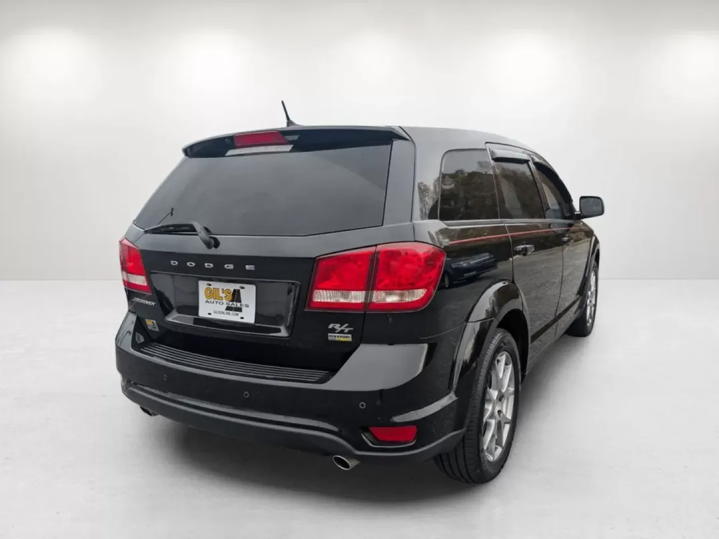 2014 /Black/Red Dodge Journey R/T (3C4PDCEG4ET) with an Other engine, located at 3959 U.S. 80 W, Phenix City, AL, 36870, (334) 297-4885, 32.469296, -85.135185 - ### 2014 Dodge Journey R/T: Your Perfect Family Adventure Vehicle<br /> <br /> Are you in search of a versatile SUV that can effortlessly adapt to your growing family, weekend adventures, or daily commuting needs? Look no further than this 2014 Dodge Journey R/T, proudly available at Gils Auto in Ph - Photo#4
