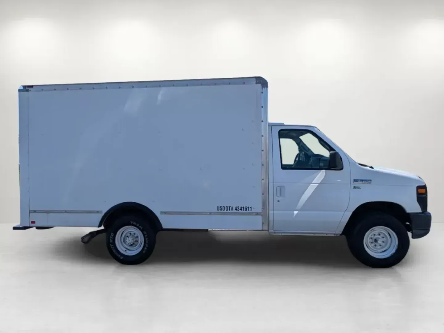 2014 White Ford Econoline Commercial Cutaway (1FDWE3FLXED) with an Other engine, located at 7000 Northlake Connector, Columbus, GA, 31904, (706) 987-8085, 32.524975, -84.978134 - Are you a business owner in need of a reliable workhorse for your daily operations? Look no further than this 2014 Ford Econoline Commercial Cutaway, available now at Gils Auto in Columbus, GA. This specialty vehicle perfectly balances durability and functionality, making it ideal for those in the s - Photo#3