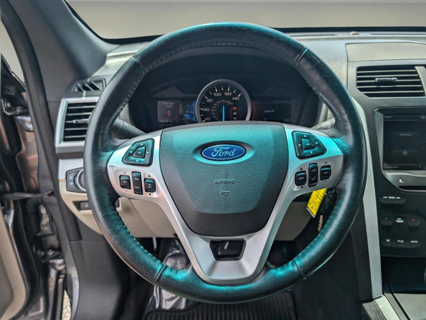2014 Ford Explorer XLT (1FM5K7D87EG) with an Regular Unleaded V-6 3.5 L/213 engine, 6-Speed Automatic w/OD transmission, located at 804 22nd Ave, Phenix City, AL, 36870, (334) 297-1860, 32.484749, -85.024475 - 2014 Ford Explorer XLT - Photo#15