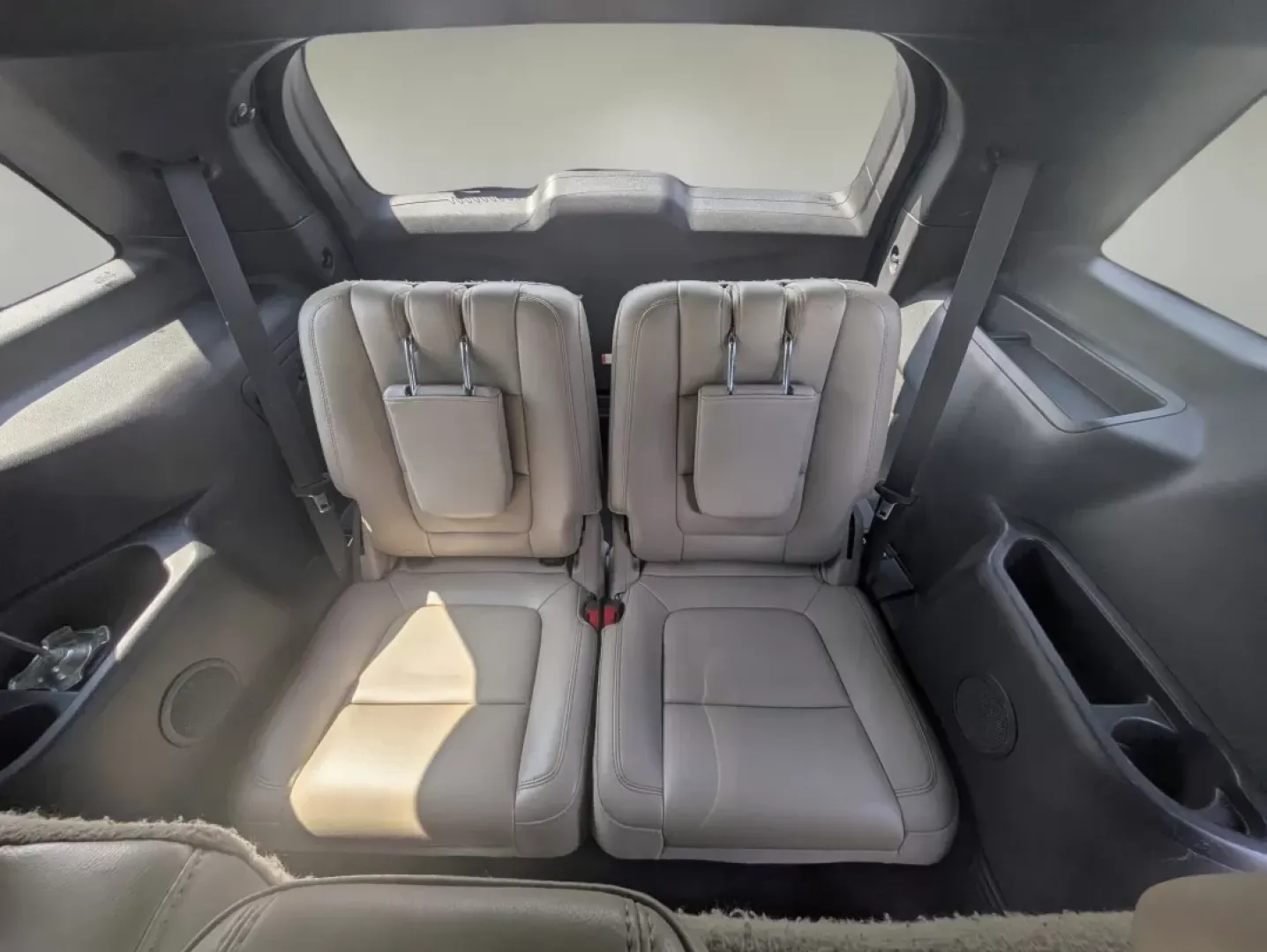 2014 Ford Explorer XLT (1FM5K7D82EG) with an Other engine, located at 3959 U.S. 80 W, Phenix City, AL, 36870, (334) 297-4885, 32.469296, -85.135185 - Discover the perfect blend of versatility and comfort with our 2014 Ford Explorer XLT, now available at Gils Auto in Phenix City, AL. Whether you're a growing family in need of extra space, a commuter looking for reliability, or an adventurer seeking a reliable vehicle for weekend getaways, this SUV - Photo#11