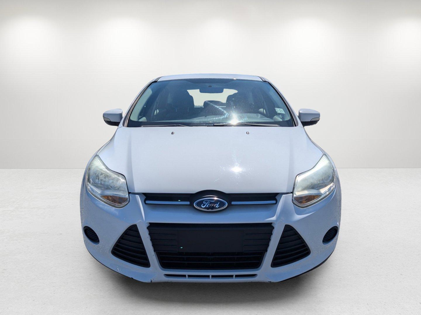 2014 Ford Focus SE (1FADP3K20EL) with an Regular Unleaded I-4 2.0 L/122 engine, located at 521 Old Farm Lane Rd, Prattville, AL, 36066, (334) 325-1505, 32.482460, -86.416367 - 2014 Ford Focus SE - Photo#1