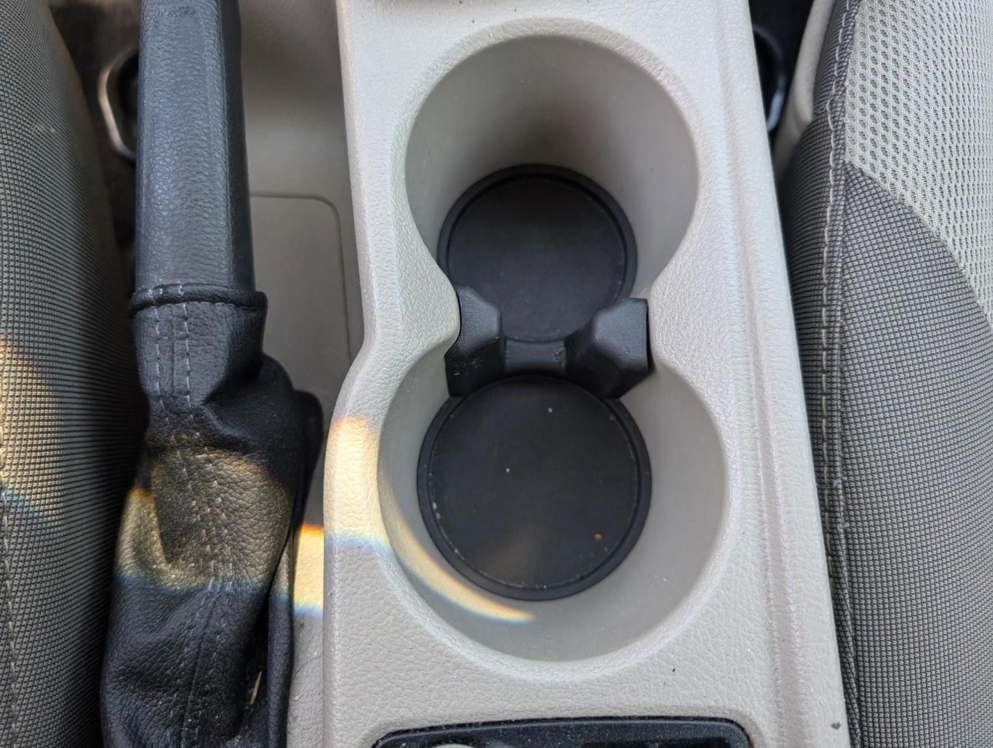 2014 Ford Focus SE (1FADP3K20EL) with an Regular Unleaded I-4 2.0 L/122 engine, located at 521 Old Farm Lane Rd, Prattville, AL, 36066, (334) 325-1505, 32.482460, -86.416367 - 2014 Ford Focus SE - Photo#12