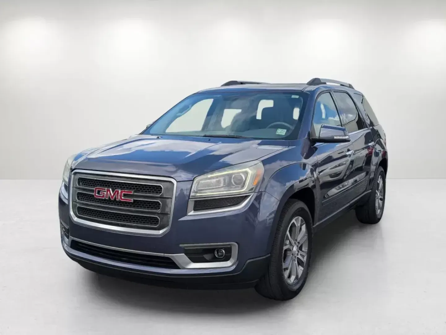 2014 /Light Titanium GMC Acadia SLT (1GKKRRKD0EJ) with an Gas V6 3.6L/220 engine, 6-Speed Automatic transmission, located at 804 22nd Ave, Phenix City, AL, 36870, (334) 297-1860, 32.484749, -85.024475 - **Discover Your Next Adventure with the 2014 GMC Acadia SLT at Gils Auto - Phenix City #2!**<br /> <br /> Are you in the market for a spacious, reliable SUV that can take your family on weekend getaways or make those long commutes a breeze? Look no further than the 2014 GMC Acadia SLT, available now - Photo#1