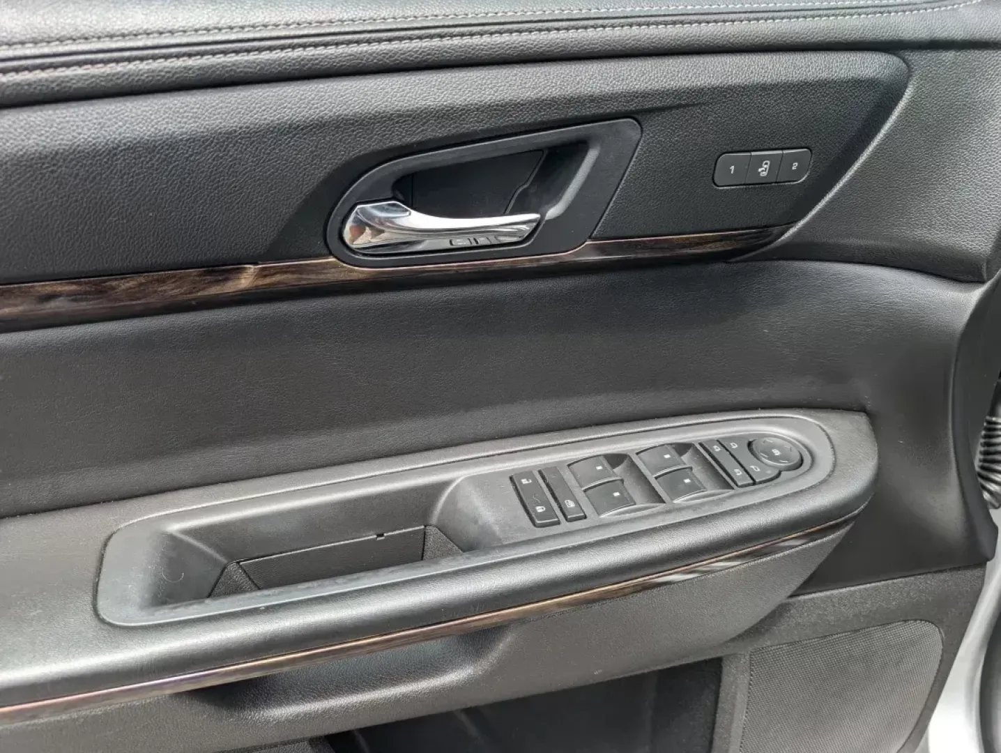 2014 /Ebony GMC Acadia Denali (1GKKVTKD4EJ) with an Other engine, located at 5115 14th Ave., Columbus, GA, 31904, (706) 323-0345, 32.511494, -84.971046 - 2014 GMC Acadia Denali - Photo#8