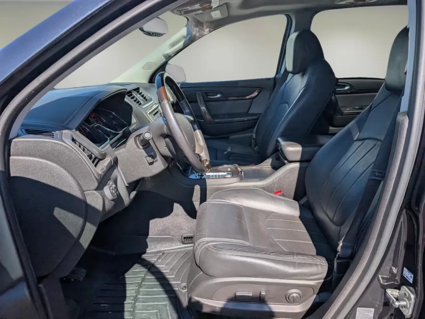 2014 /Ebony GMC Acadia Denali (1GKKVTKD4EJ) with an Other engine, located at 3959 U.S. 80 W, Phenix City, AL, 36870, (334) 297-4885, 32.469296, -85.135185 - **Experience the Family-Friendly Adventure with This 2014 GMC Acadia Denali!**<br /> <br /> Are you ready to elevate your family adventures? The 2014 GMC Acadia Denali offers a blend of elegance and practicality, making it the perfect SUV for growing families and weekend explorers alike. With spacio - Photo#10