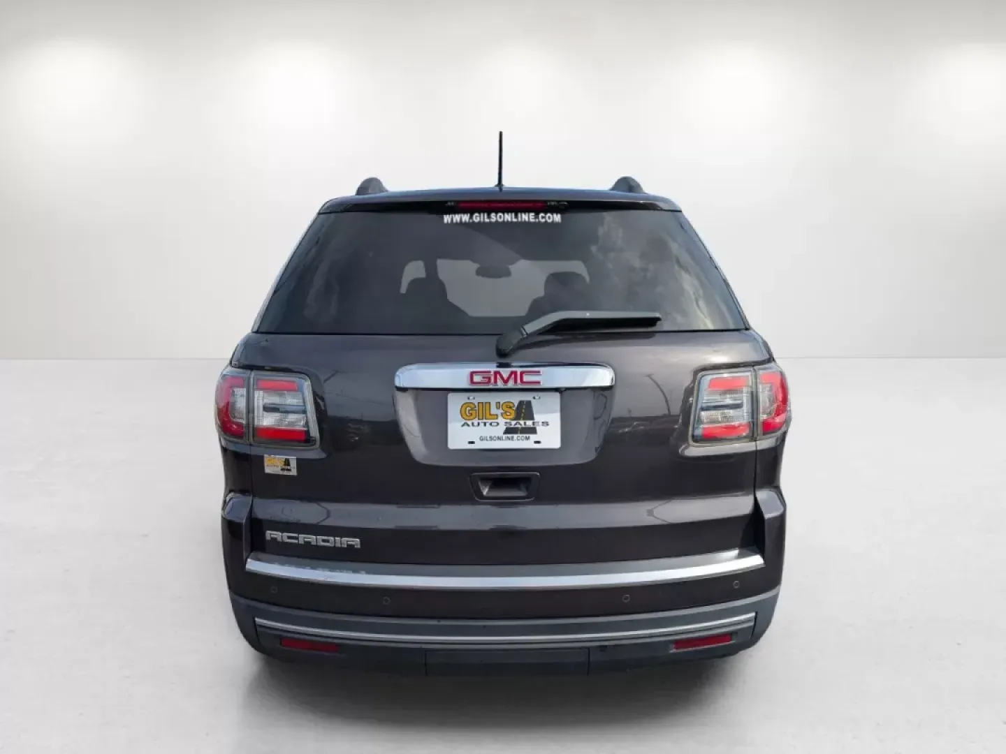 2014 /Light Titanium GMC Acadia SLE (1GKKRPKD6EJ) with an Other engine, located at 3959 U.S. 80 W, Phenix City, AL, 36870, (334) 297-4885, 32.469296, -85.135185 - **Explore New Adventures in This 2014 GMC Acadia Available Now at Gils Auto!**<br /> <br /> Are you looking for a versatile SUV that can keep up with your busy lifestyle? Look no further than this stunning 2014 GMC Acadia, available at Gils Auto in Phenix City, AL. With its spacious interior, advan - Photo#6