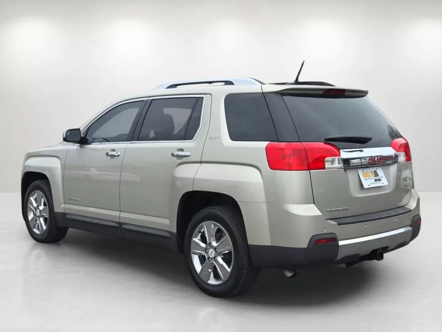 2014 /Light Titanium GMC Terrain SLT (2GKALTEK1E6) with an Other engine, located at 521 Old Farm Lane Rd, Prattville, AL, 36066, (334) 325-1505, 32.482460, -86.416367 - **Discover Adventure and Comfort with the 2014 GMC Terrain SLT at Gils Auto - Prattville**<br /> <br /> Are you in search of a versatile and stylish SUV that can seamlessly transition from your daily commute to weekend getaways? Look no further than the **2014 GMC Terrain SLT** at **Gils Auto - Prat - Photo#7