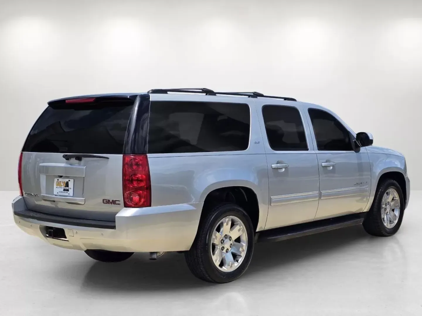 2014 /Light Tan GMC Yukon XL SLT (1GKS1KE00ER) with an Other engine, located at 521 Old Farm Lane Rd, Prattville, AL, 36066, (334) 325-1505, 32.482460, -86.416367 - **Adventure Awaits: Drive Your Family in Comfort with this 2014 GMC Yukon XL SLT!**<br /> <br /> If you're looking for an SUV that combines spaciousness with luxury and rugged capability, look no further than this stunning 2014 GMC Yukon XL SLT. Perfect for growing families, weekend adventures, or t - Photo#5