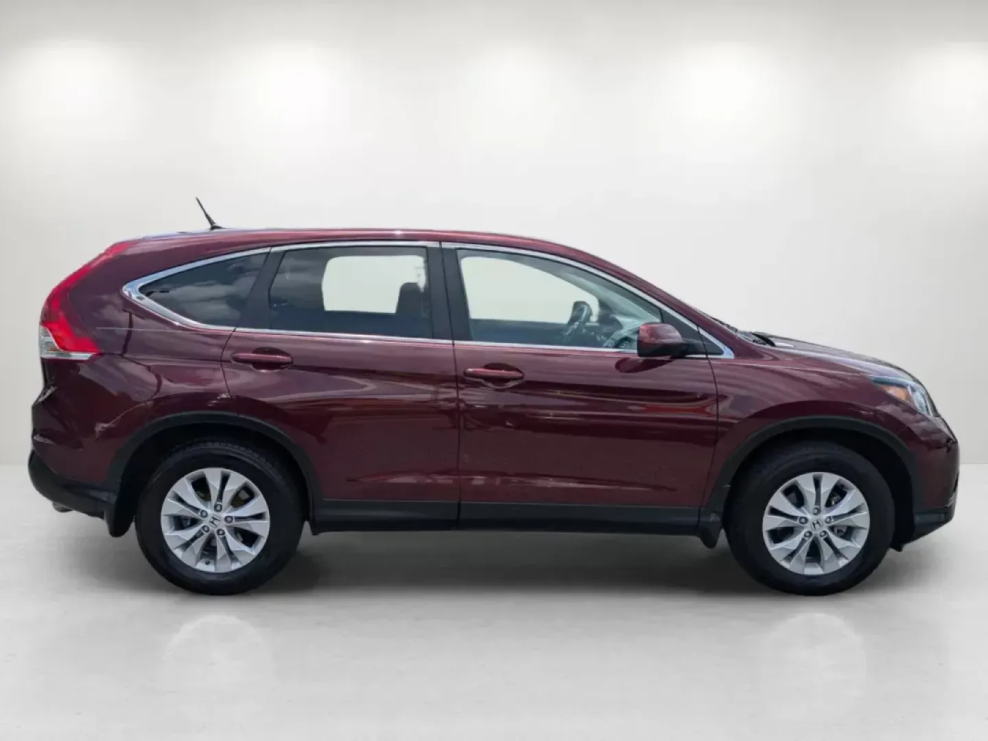 2014 Honda CR-V EX (5J6RM3H52EL) with an Other engine, located at 5115 14th Ave., Columbus, GA, 31904, (706) 323-0345, 32.511494, -84.971046 - **Discover Your Next Adventure with the 2014 Honda CR-V at Gils Auto - Columbus!**<br /> <br /> Are you ready to elevate your lifestyle with a reliable and stylish SUV perfect for weekend getaways, family road trips, or daily commutes? Dive into the world of comfort and versatility with the 2014 Hon - Photo#3