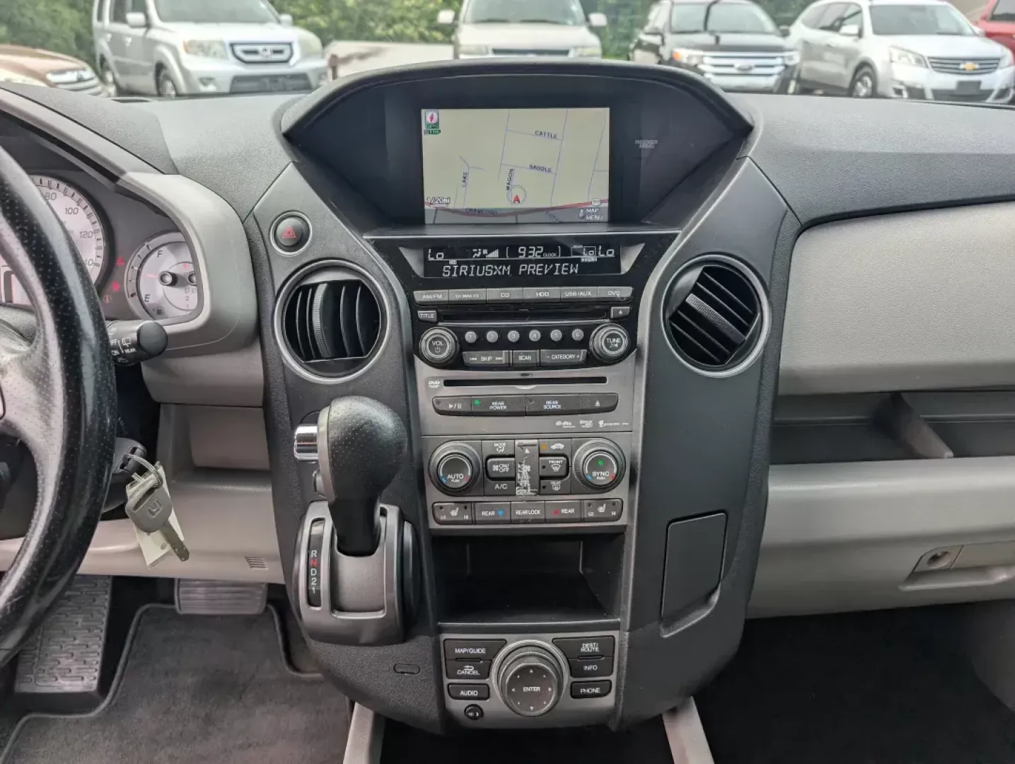 2014 Honda Pilot Touring (5FNYF3H99EB) with an Other engine, located at 3959 U.S. 80 W, Phenix City, AL, 36870, (334) 297-4885, 32.469296, -85.135185 - 2014 Honda Pilot Touring - Photo#13