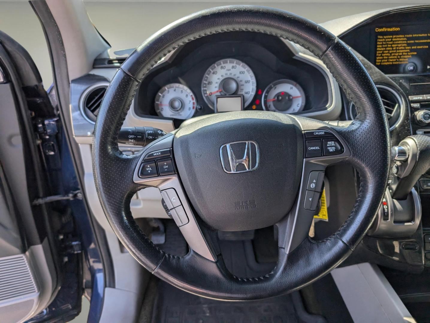 2014 Honda Pilot Touring (5FNYF3H99EB) with an Regular Unleaded V-6 3.5 L/212 engine, 5-Speed Automatic w/OD transmission, located at 7000 Northlake Connector, Columbus, GA, 31904, (706) 987-8085, 32.524975, -84.978134 - 2014 Honda Pilot Touring - Photo#15