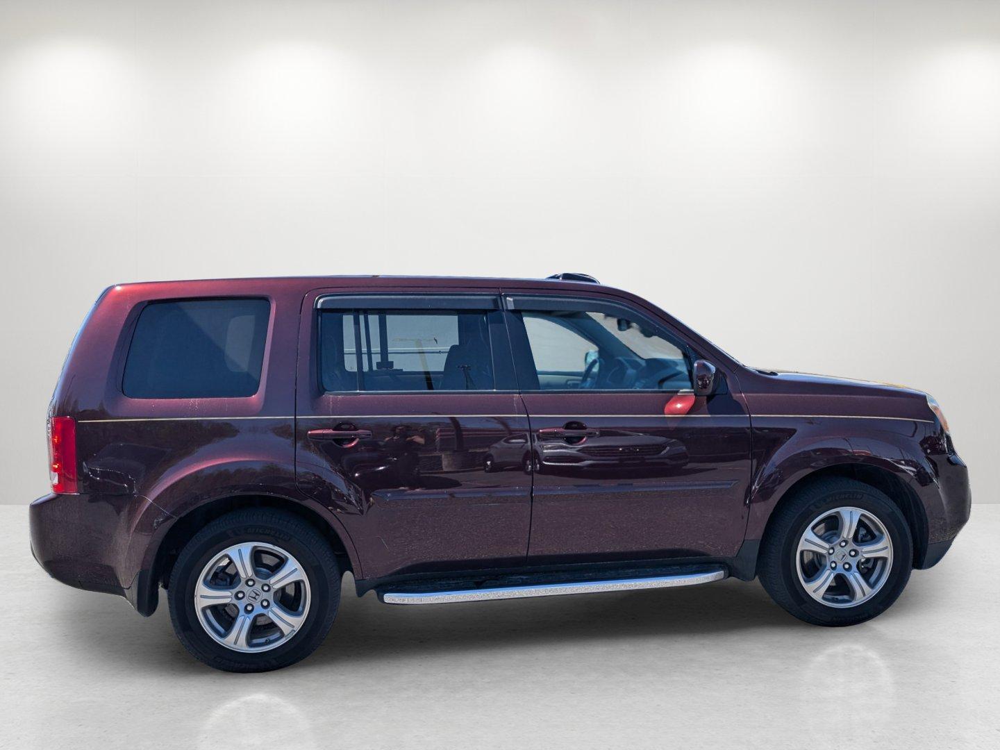 2014 Honda Pilot EX-L (5FNYF3H54EB) with an Regular Unleaded V-6 3.5 L/212 engine, 5-Speed Automatic w/OD transmission, located at 5115 14th Ave., Columbus, GA, 31904, (706) 323-0345, 32.511494, -84.971046 - 2014 Honda Pilot EX-L - Photo#3