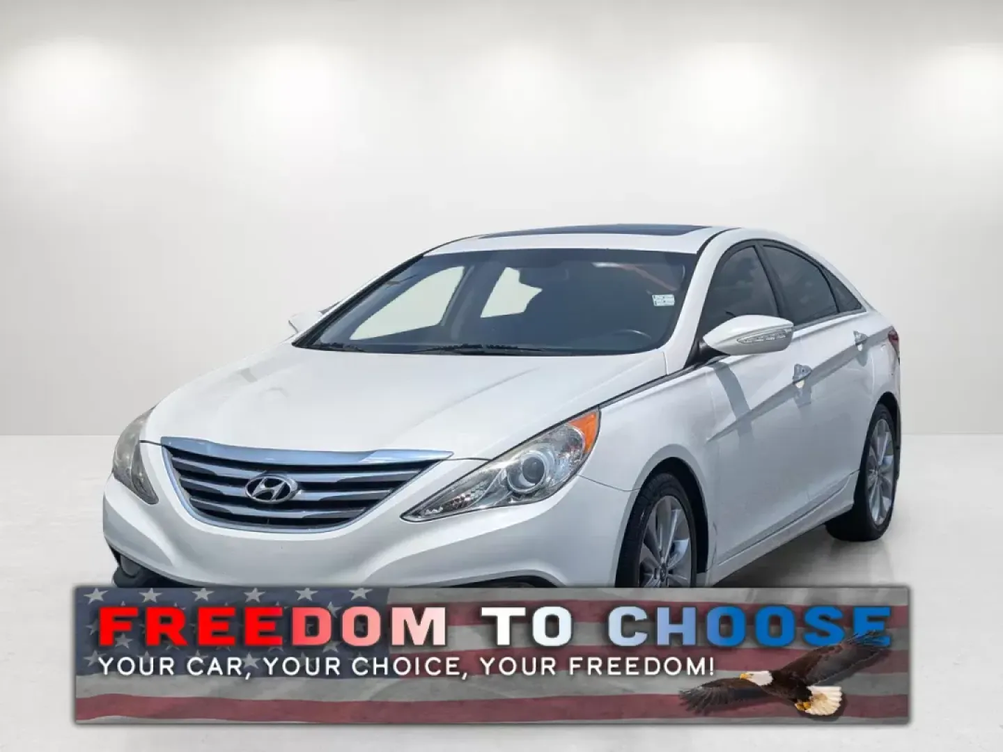 2014 /Black Hyundai Sonata SE (5NPEC4AB4EH) with an Intercooled Turbo Regular Unleaded I-4 2.0 L/122 engine, 6-Speed Automatic w/OD transmission, located at 804 22nd Ave, Phenix City, AL, 36870, (334) 297-1860, 32.484749, -85.024475 - **Experience the Open Road with the 2014 Hyundai Sonata SE Your Perfect Commuter Companion!**<br /> <br /> Are you searching for a reliable and stylish vehicle that seamlessly fits into your busy lifestyle? Look no further than this stunning 2014 Hyundai Sonata SE, now available at Gils Auto - Phen - Photo#0