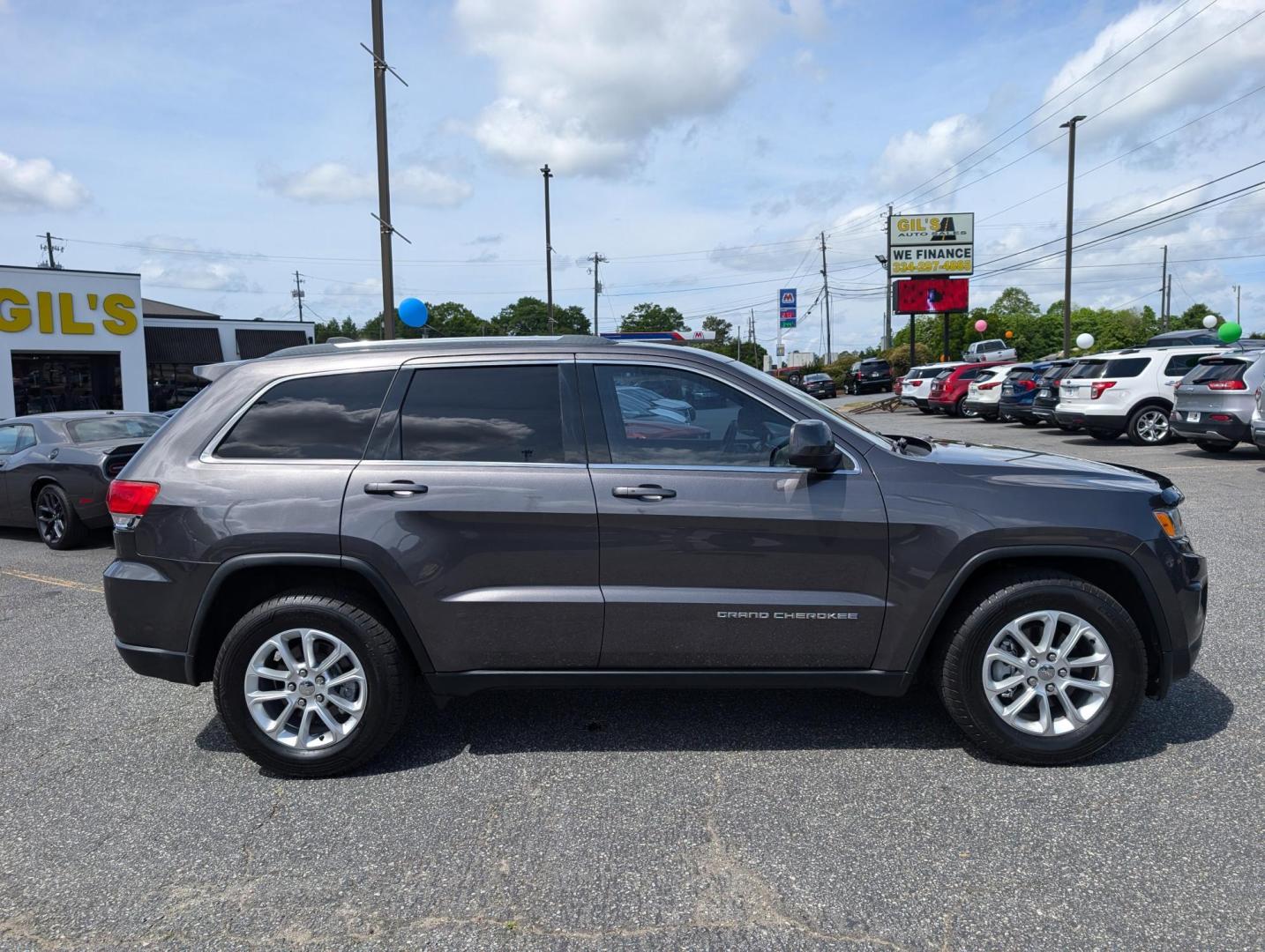 2014 /Black Jeep Grand Cherokee Laredo (1C4RJEAG1EC) with an Regular Unleaded V-6 3.6 L/220 engine, 8-Speed Automatic w/OD transmission, located at 3959 U.S. 80 W, Phenix City, AL, 36870, (334) 297-4885, 32.469296, -85.135185 - 2014 Jeep Grand Cherokee Laredo - Photo#3