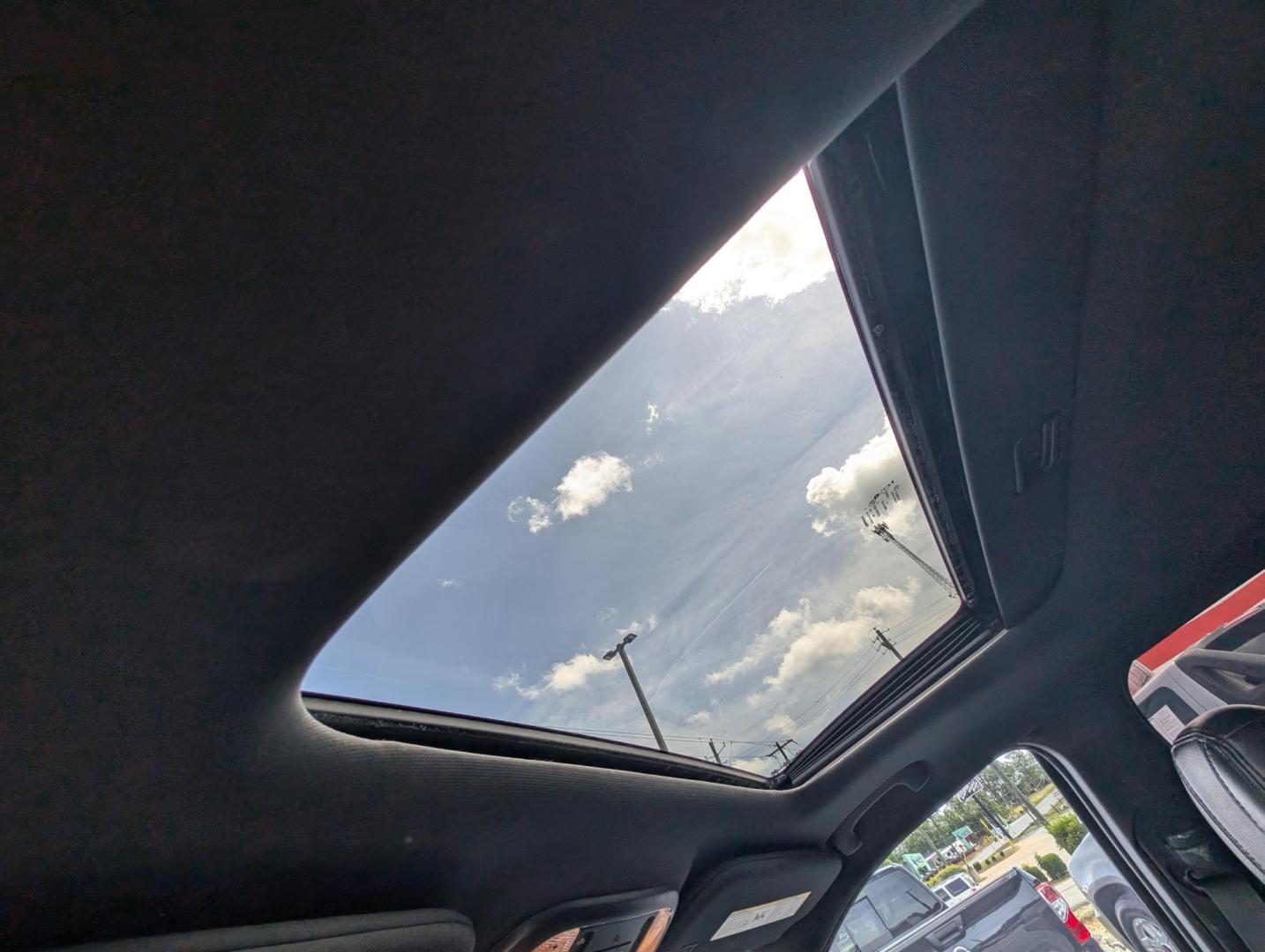 2014 /Black Jeep Grand Cherokee Laredo (1C4RJEAG1EC) with an Regular Unleaded V-6 3.6 L/220 engine, 8-Speed Automatic w/OD transmission, located at 3959 U.S. 80 W, Phenix City, AL, 36870, (334) 297-4885, 32.469296, -85.135185 - 2014 Jeep Grand Cherokee Laredo - Photo#15