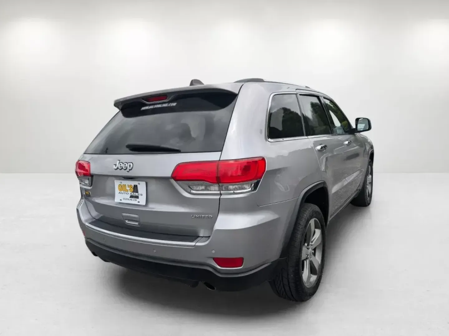 2014 /Black/Lt Frost Beige Jeep Grand Cherokee Limited (1C4RJEBG4EC) with an Regular Unleaded V-6 3.6 L/220 engine, 8-Speed Automatic w/OD transmission, located at 804 22nd Ave, Phenix City, AL, 36870, (334) 297-1860, 32.484749, -85.024475 - **Elevate Your Adventures with the 2014 Jeep Grand Cherokee Limited!** <br /> <br /> Are you ready to take your road trips and weekend adventures to the next level? The 2014 Jeep Grand Cherokee Limited is the perfect companion for those who seek both luxury and capability. Whether you're navigating - Photo#4
