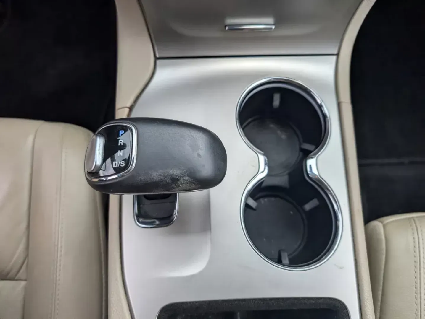 2014 /Black/Lt Frost Beige Jeep Grand Cherokee Limited (1C4RJEBG4EC) with an Regular Unleaded V-6 3.6 L/220 engine, 8-Speed Automatic w/OD transmission, located at 804 22nd Ave, Phenix City, AL, 36870, (334) 297-1860, 32.484749, -85.024475 - **Elevate Your Adventures with the 2014 Jeep Grand Cherokee Limited!** <br /> <br /> Are you ready to take your road trips and weekend adventures to the next level? The 2014 Jeep Grand Cherokee Limited is the perfect companion for those who seek both luxury and capability. Whether you're navigating - Photo#13
