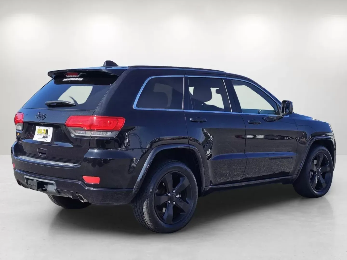 2014 /Black Jeep Grand Cherokee Altitude (1C4RJFAG4EC) with an Other engine, located at 3959 U.S. 80 W, Phenix City, AL, 36870, (334) 297-4885, 32.469296, -85.135185 - Looking for a reliable SUV to elevate your family adventures or daily commutes? Look no further! At Gils Auto in Phenix City, AL, we proudly present this stunning 2014 Jeep Grand Cherokee Altitude, perfect for those who seek a blend of performance and comfort. Whether you're navigating through city - Photo#5