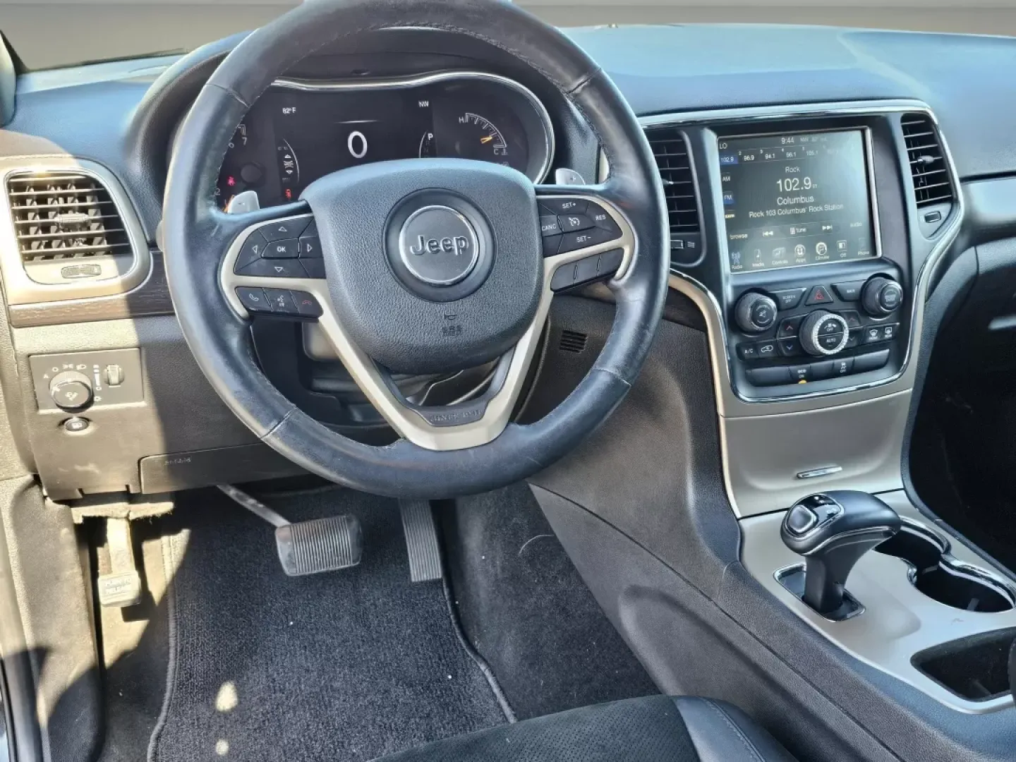 2014 /Black Jeep Grand Cherokee Altitude (1C4RJFAG4EC) with an Other engine, located at 3959 U.S. 80 W, Phenix City, AL, 36870, (334) 297-4885, 32.469296, -85.135185 - Looking for a reliable SUV to elevate your family adventures or daily commutes? Look no further! At Gils Auto in Phenix City, AL, we proudly present this stunning 2014 Jeep Grand Cherokee Altitude, perfect for those who seek a blend of performance and comfort. Whether you're navigating through city - Photo#16