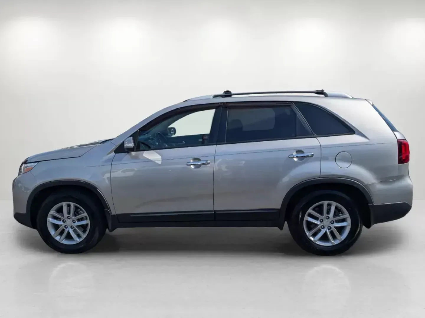 2014 /Beige Kia Sorento LX (5XYKT4A69EG) with an Other engine, located at 804 22nd Ave, Phenix City, AL, 36870, (334) 297-1860, 32.484749, -85.024475 - 2014 Kia Sorento LX - Photo#7