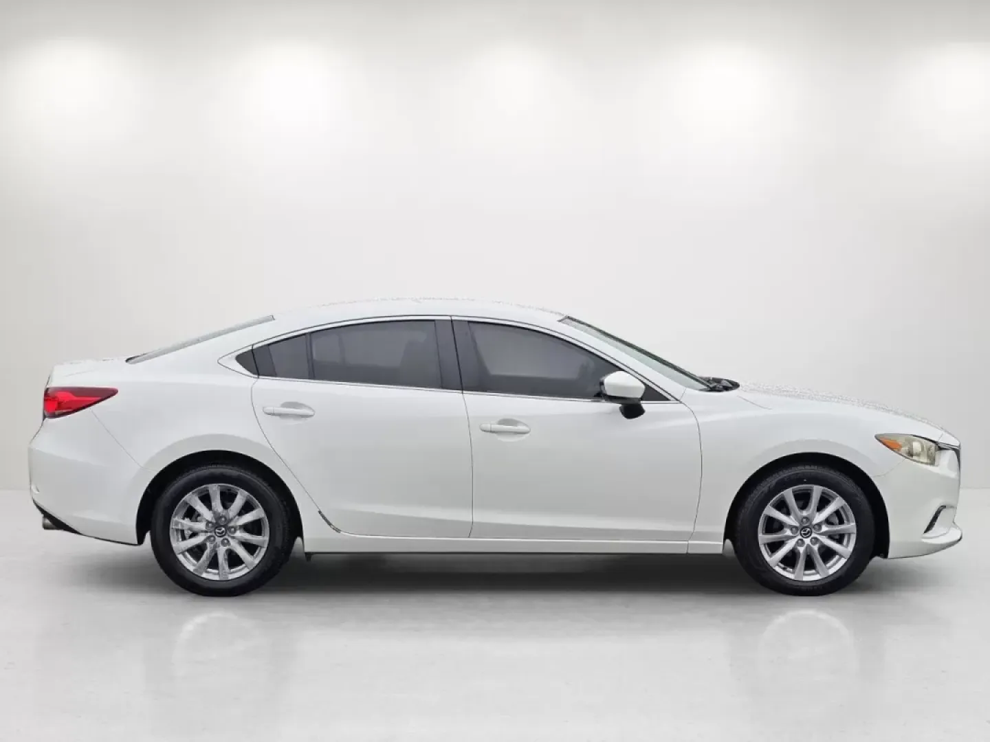 2014 /Sand Mazda Mazda6 i Sport (JM1GJ1U63E1) with an Other engine, located at 804 22nd Ave, Phenix City, AL, 36870, (334) 297-1860, 32.484749, -85.024475 - **Discover Your Next Adventure with the 2014 Mazda6 at Gils Auto in Phenix City, AL!**<br /> <br /> Are you in the market for a vehicle that seamlessly balances style, performance, and reliability? Look no further than the stunning 2014 Mazda6 i Sport, available now at Gils Auto, your trusted Buy He - Photo#3